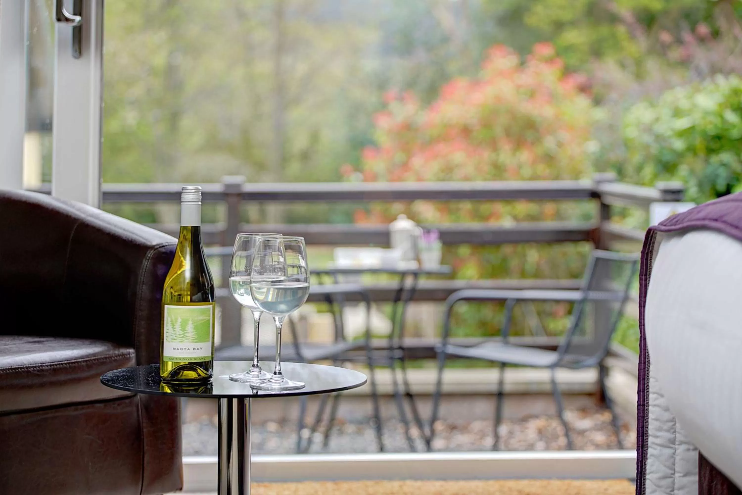 Restaurant/places to eat in All Seasons Philipburn, BW Signature Collection