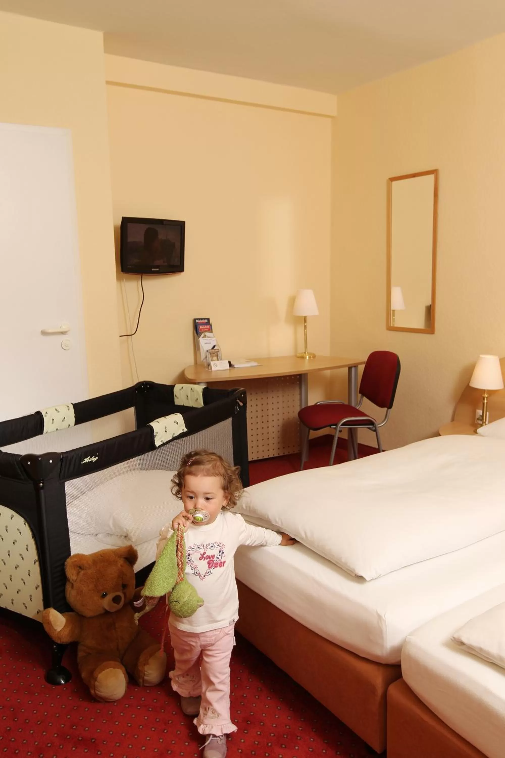 Decorative detail, Bed in Comfort Garni Stadtzentrum Hotel