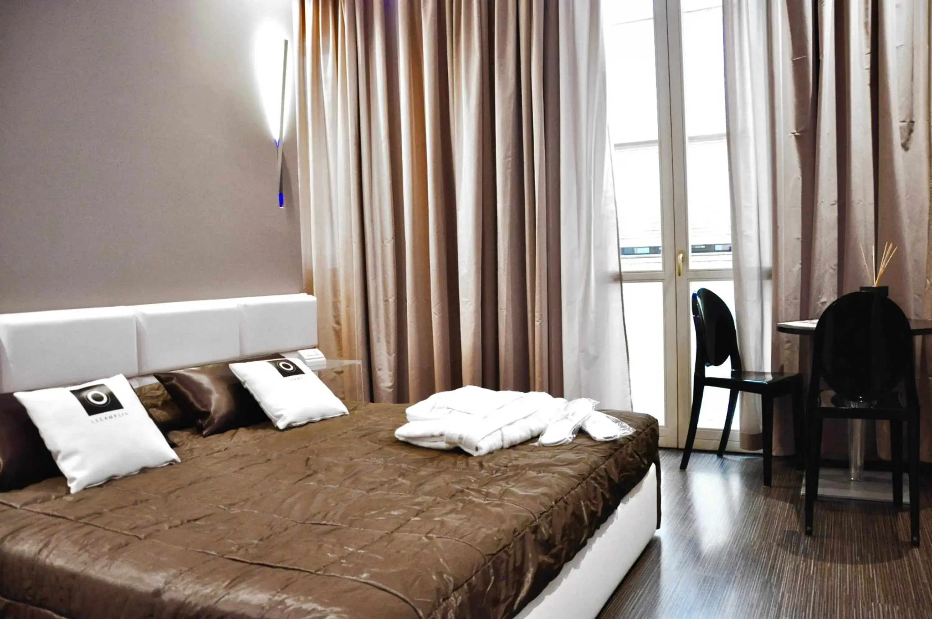 Deluxe Double Room with Balcony in Le Camp Suite & Spa Deluxe Double Room with Balcony in Le Camp Suite & Spa