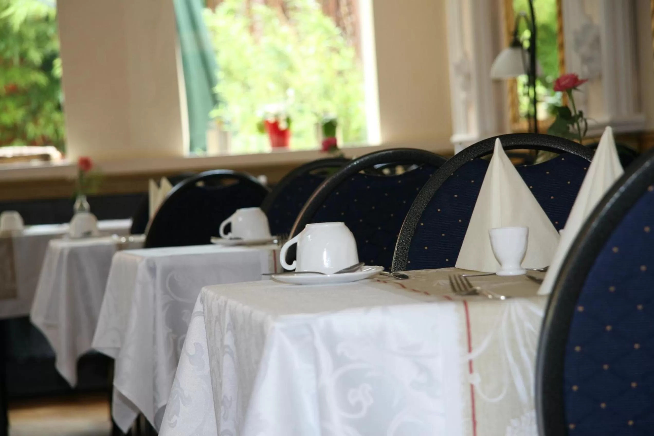 Dining area in Bon-Apart