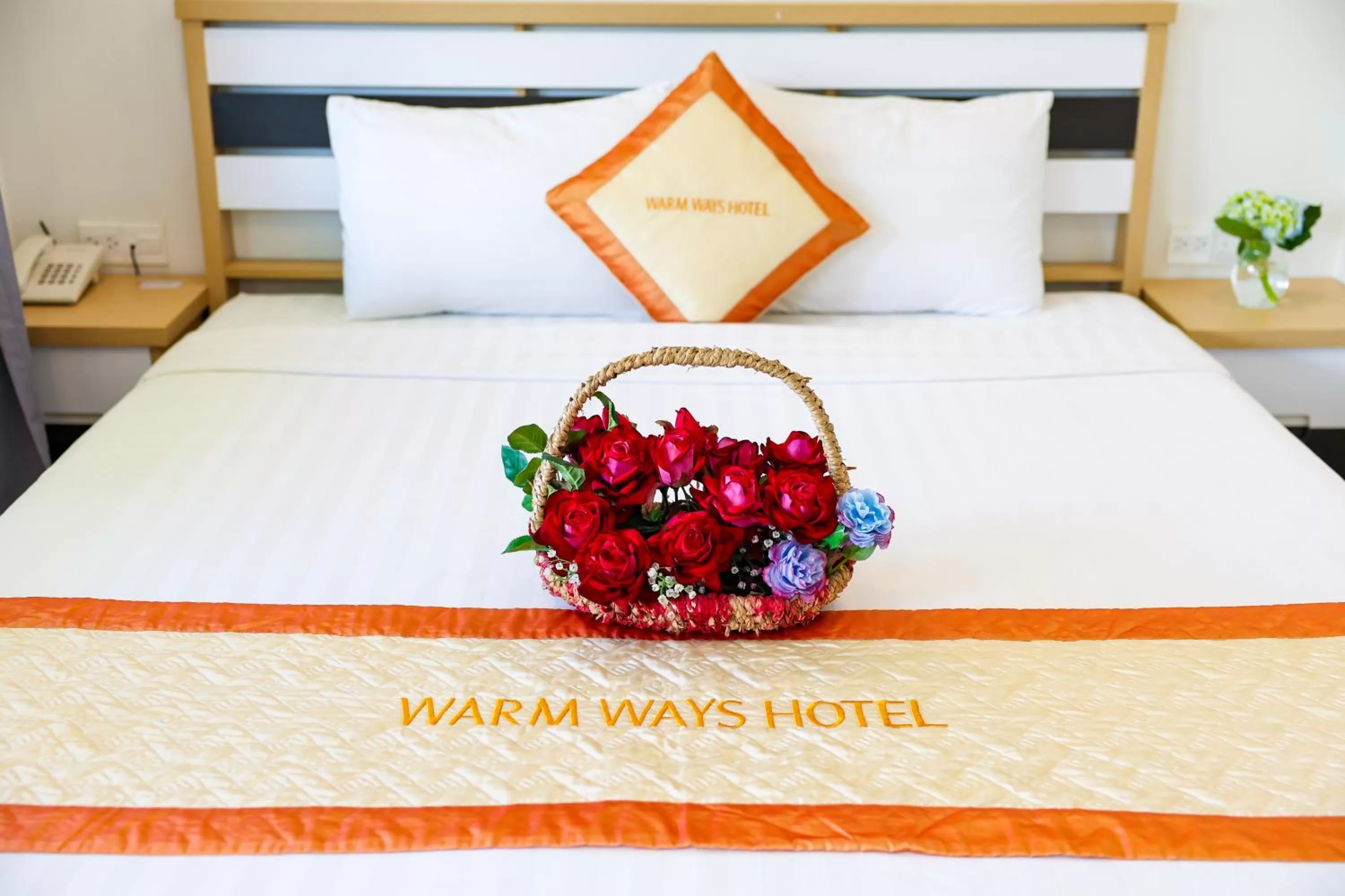 Bed in Warm Ways Hotel & Serviced Apartments