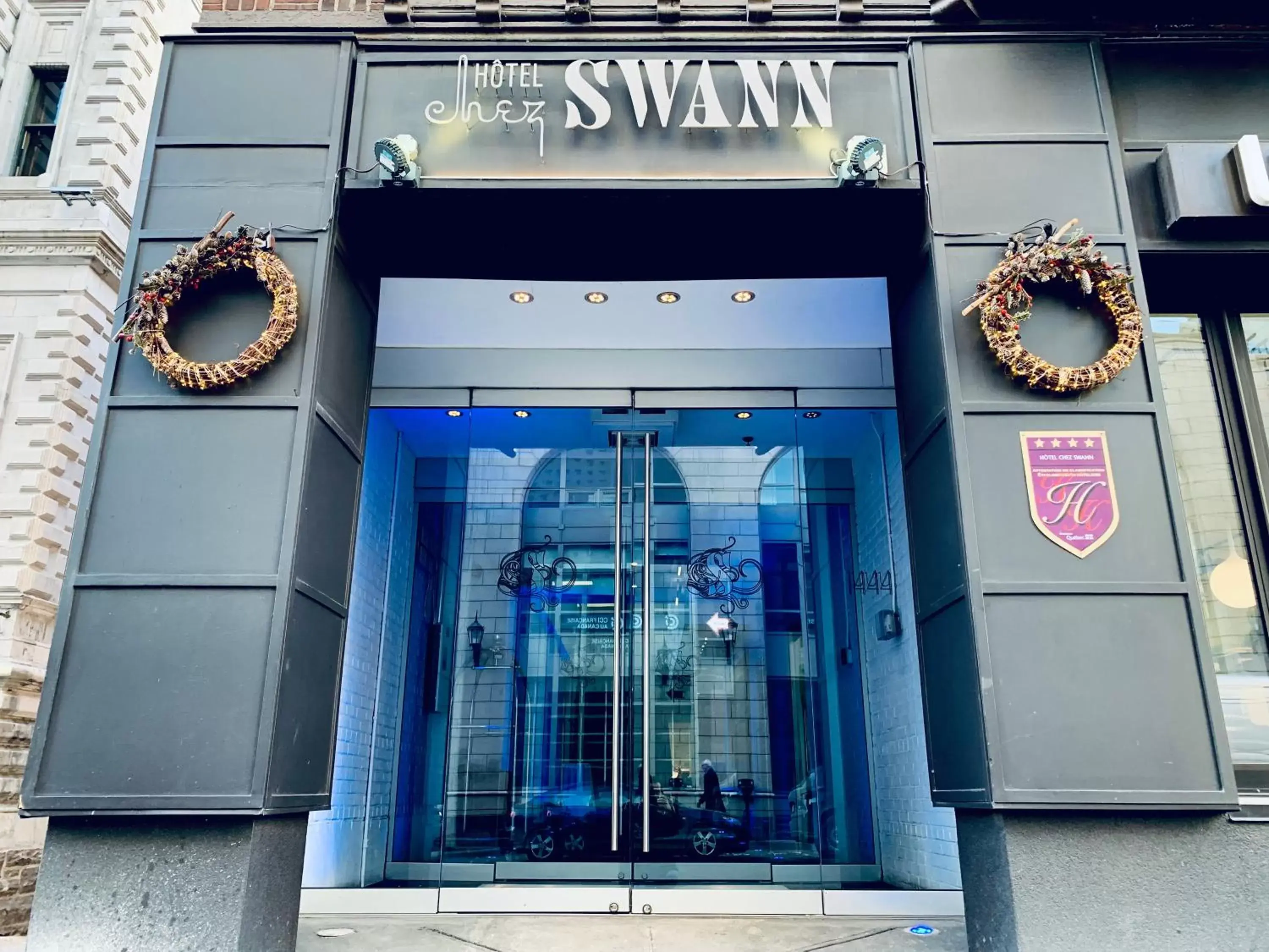 Facade/entrance in Hotel Chez Swann