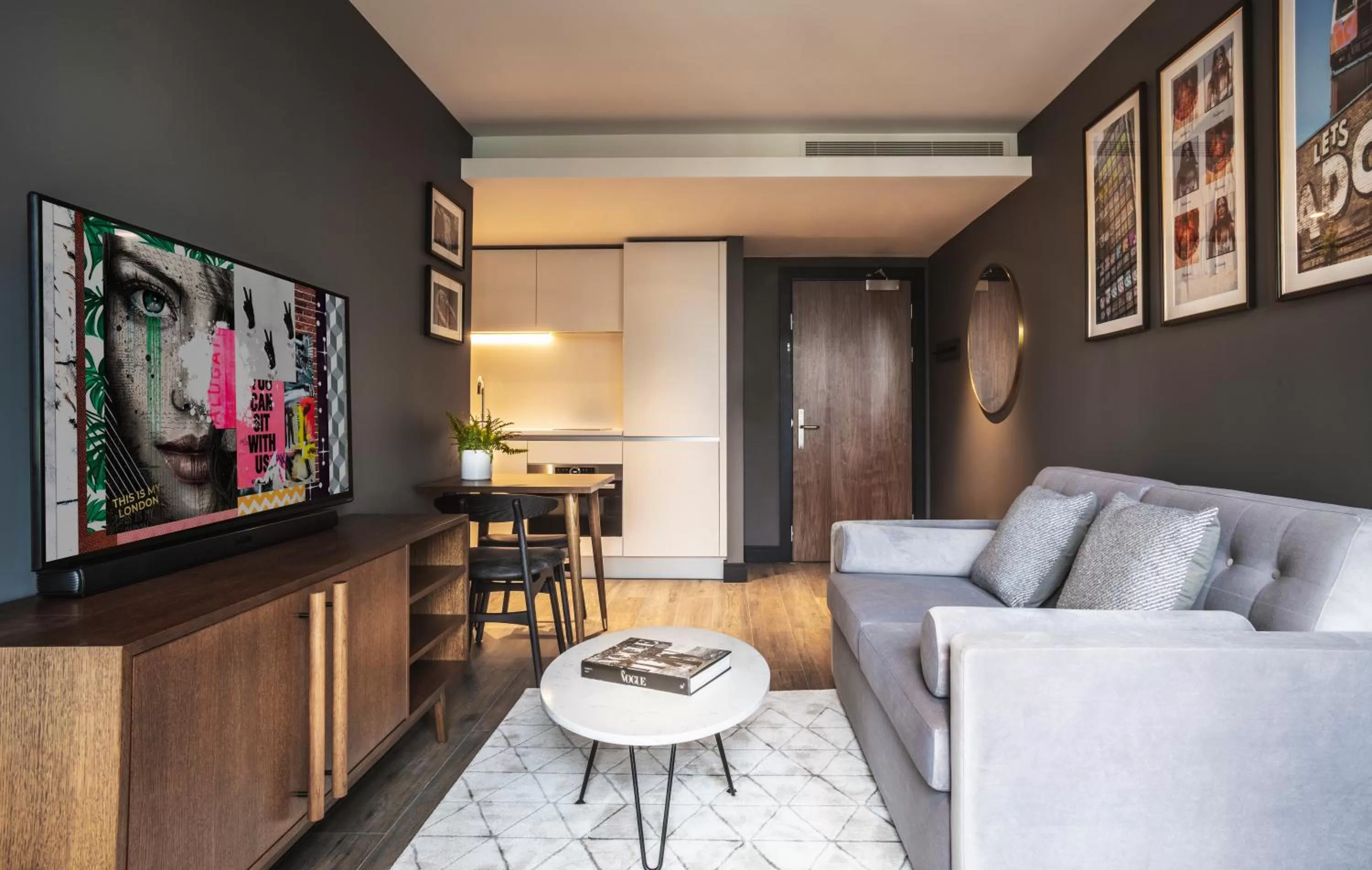 TV and multimedia in The Gate London City