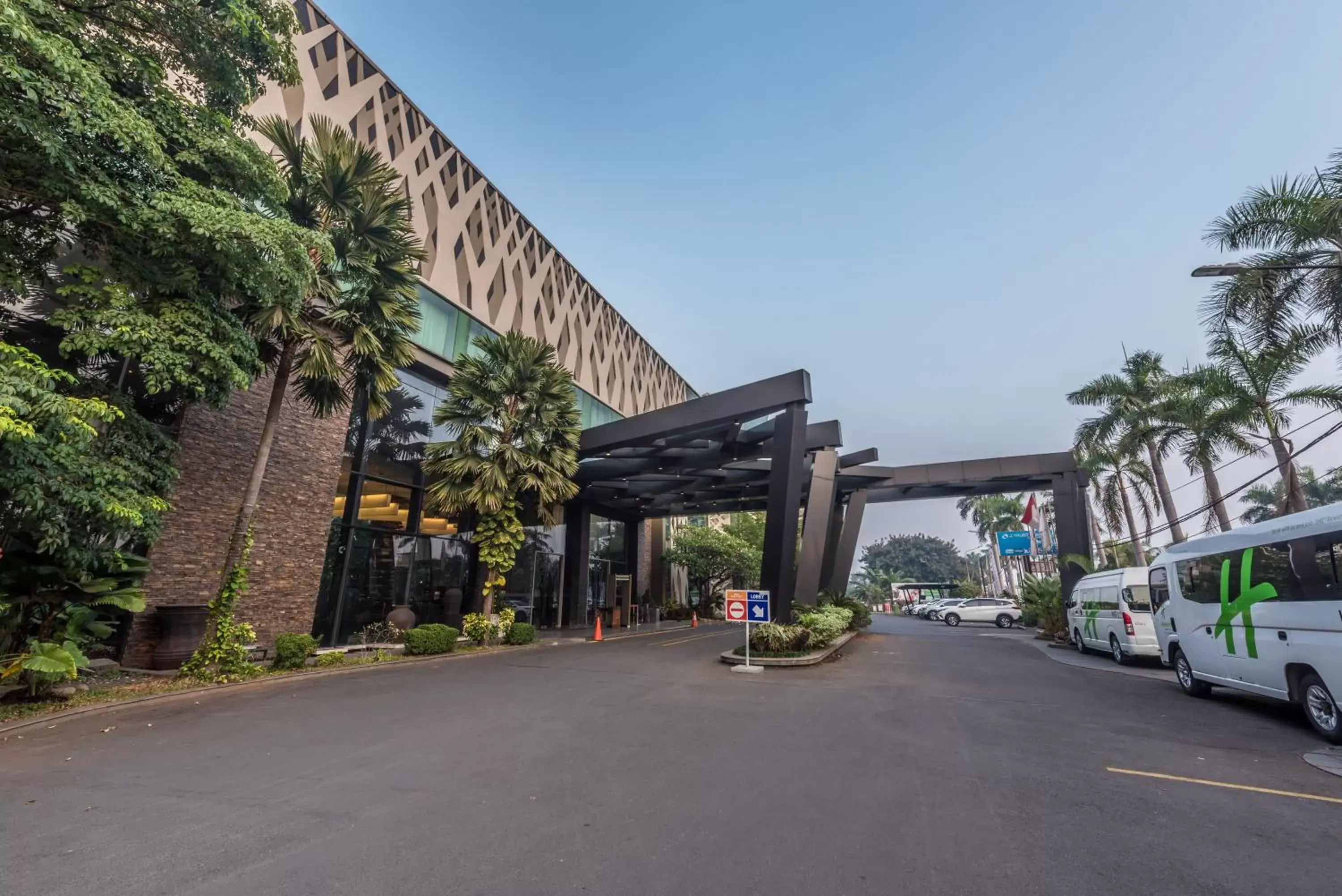 Property Building in Holiday Inn Cikarang Jababeka, an IHG Hotel