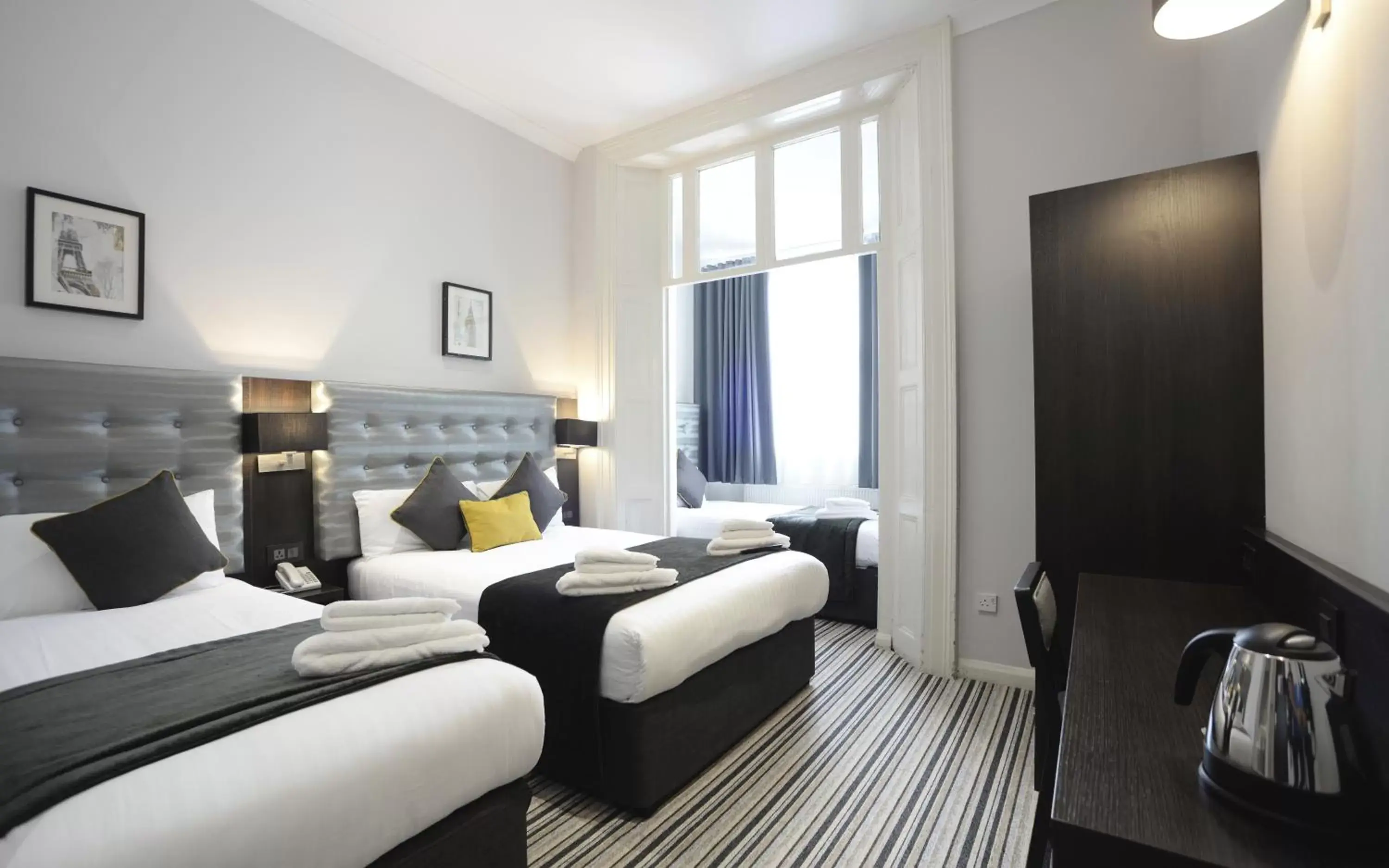 Bedroom, Bed in The 29 London