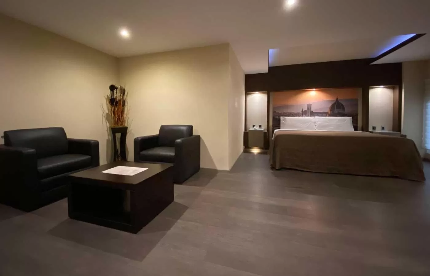 Photo of the whole room, Bed in Hotel Escala Central del Norte