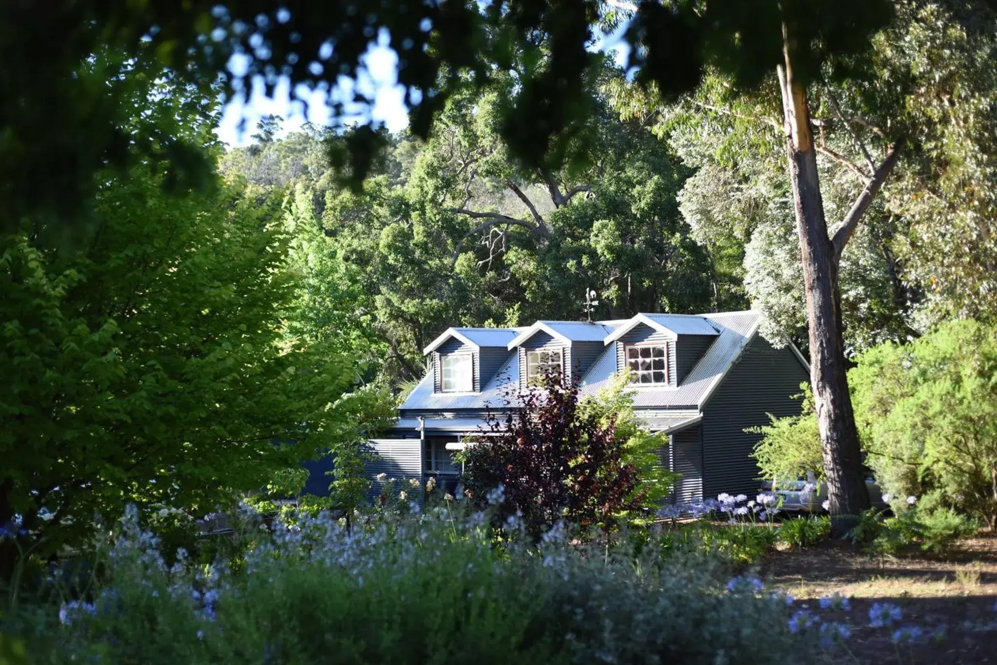 Property Building in Ford House Retreat