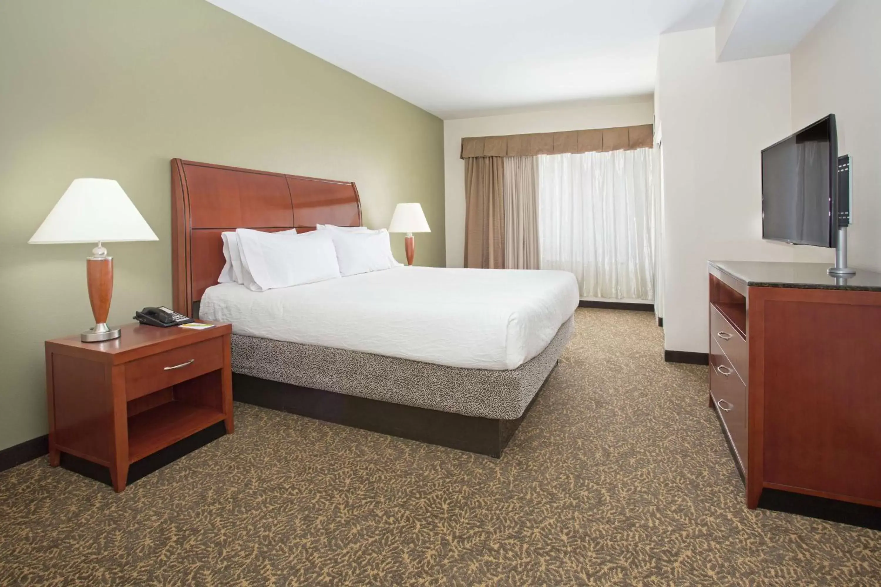 Bed in Hilton Garden Inn Phoenix/Avondale