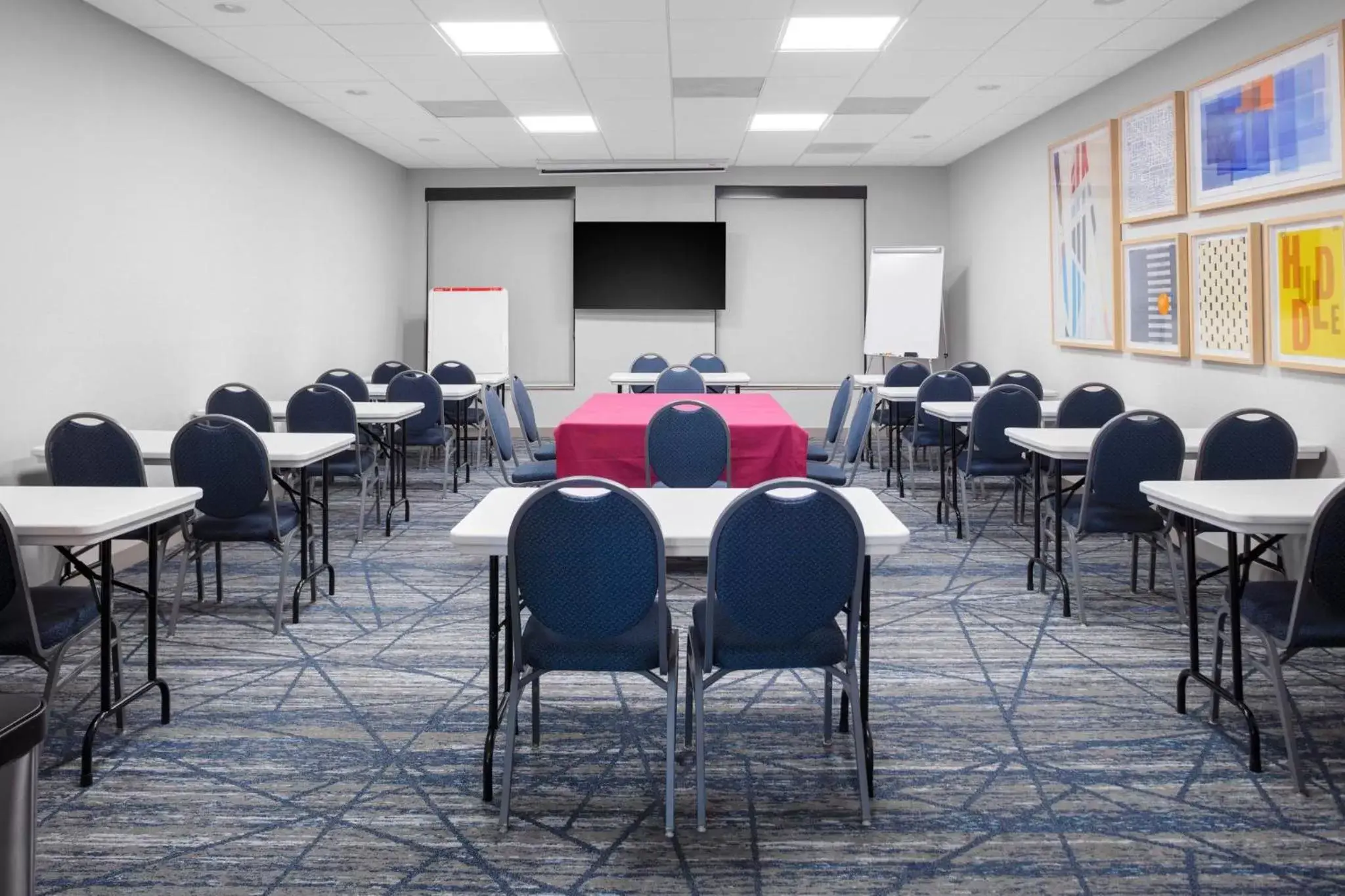 Meeting/conference room in Holiday Inn Express Hotel & Suites Hermosa Beach, an IHG Hotel