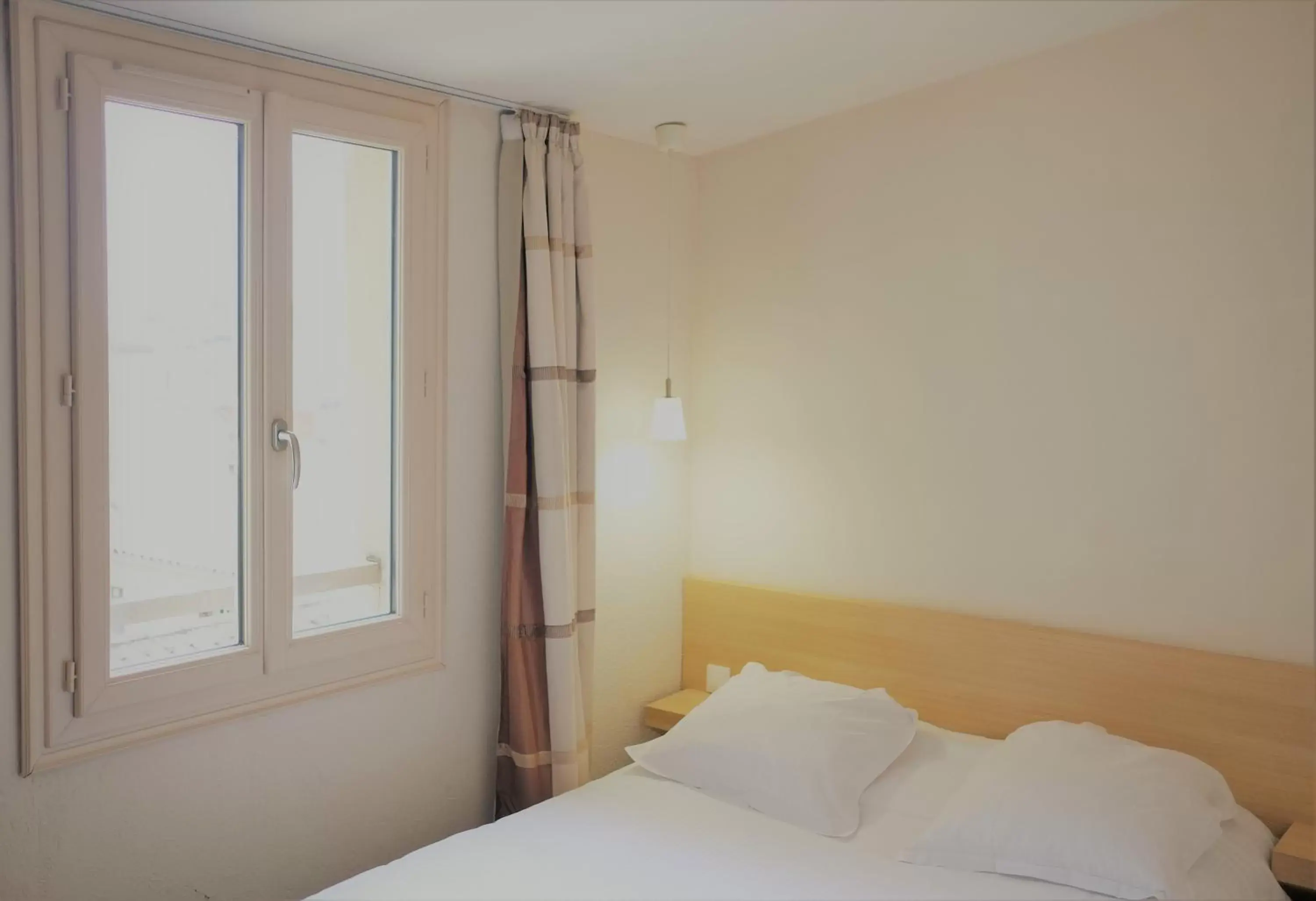 Bedroom, Bed in Hotel Gambetta