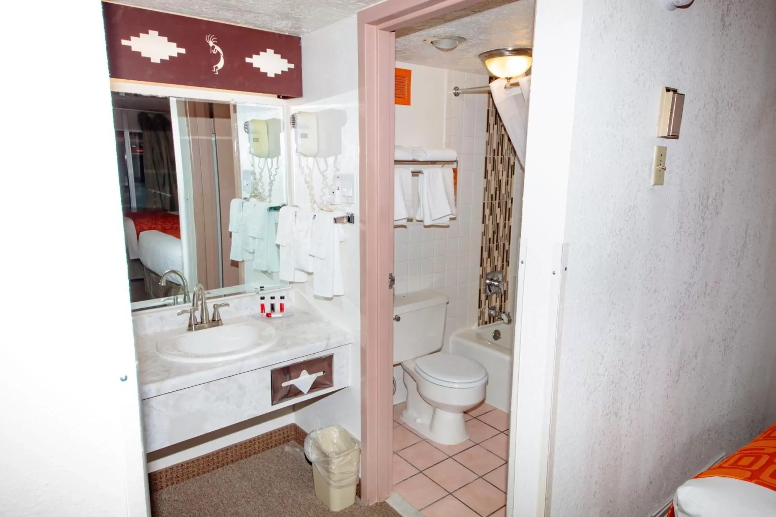 Bathroom in Howard Johnson by Wyndham Gallup