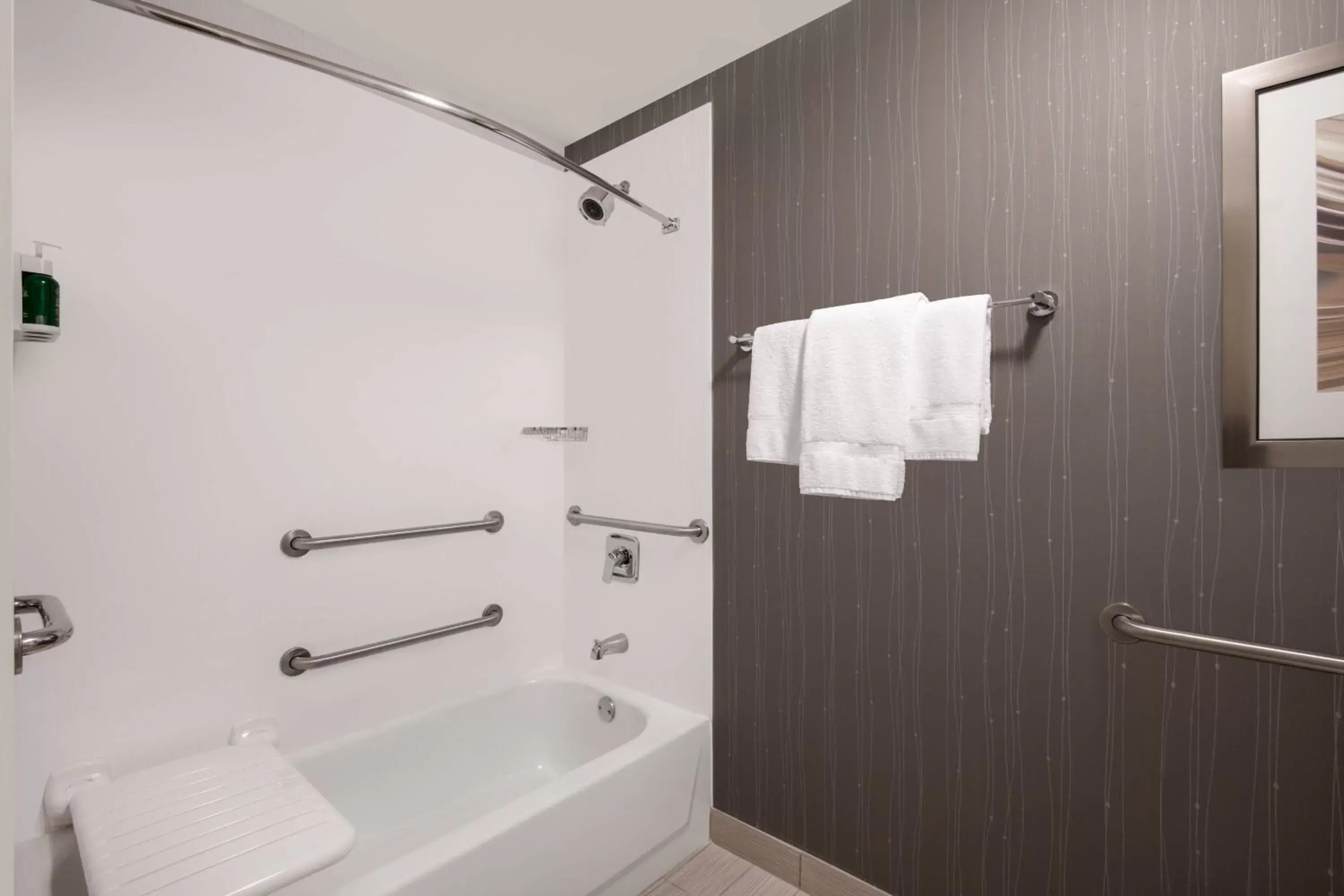 Bathroom in Courtyard by Marriott Reno