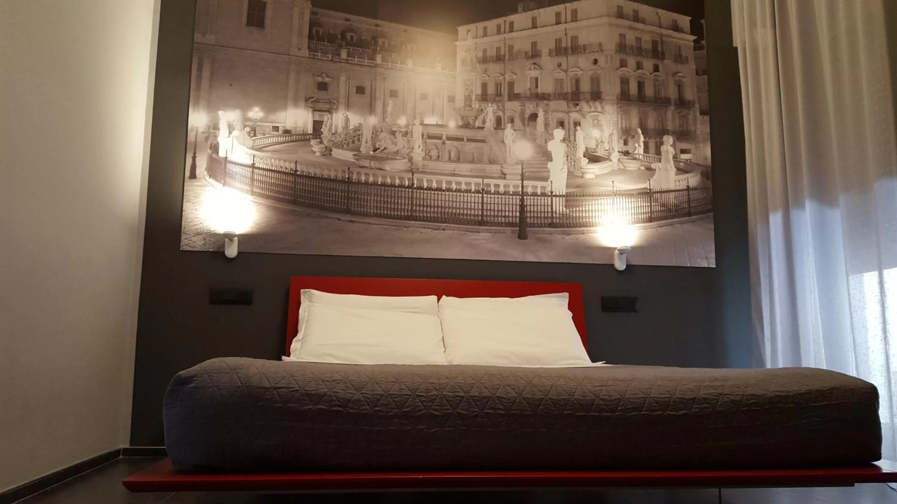Bed in Alma Hotel