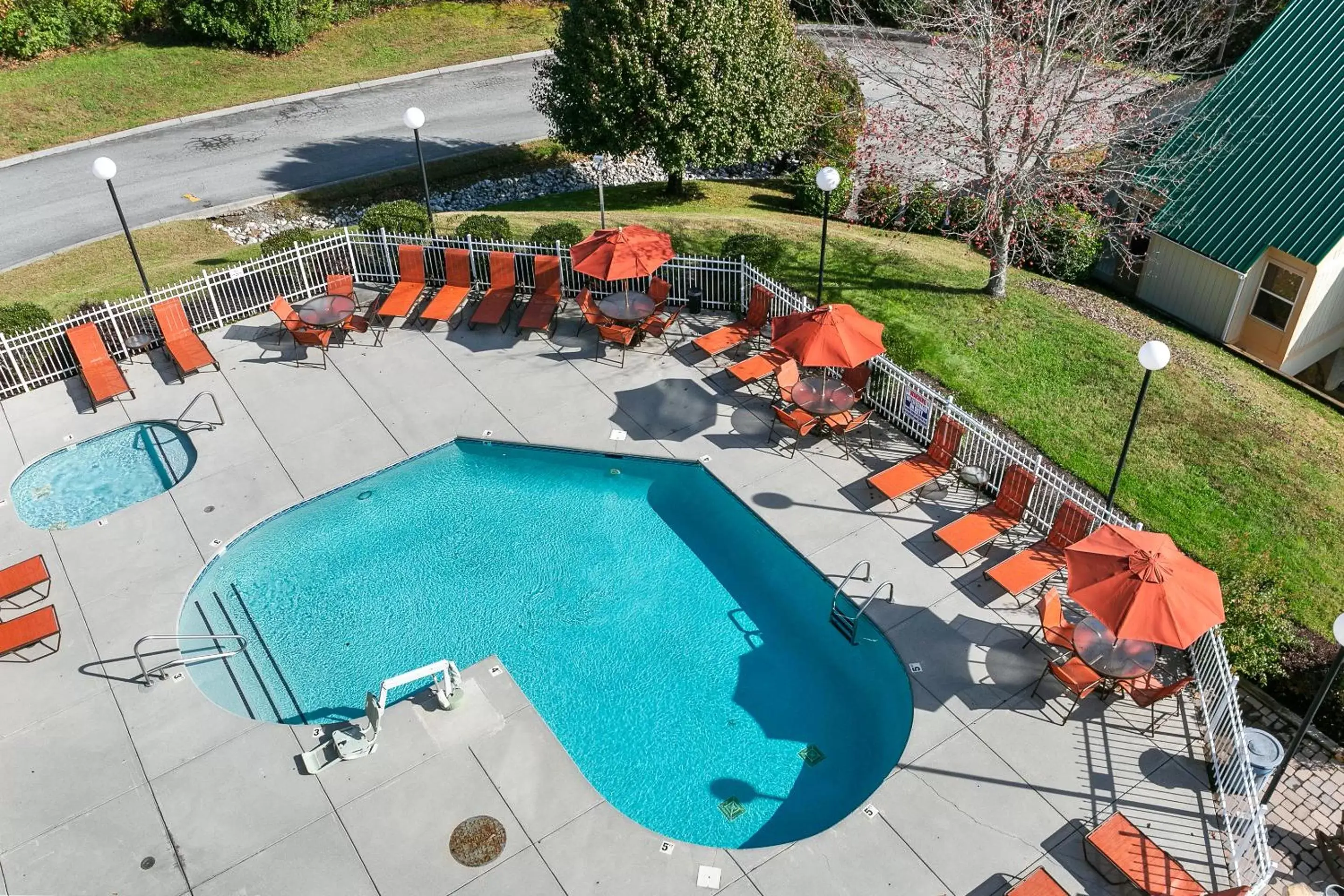 Swimming pool, Pool View in Sunrise Ridge Resort