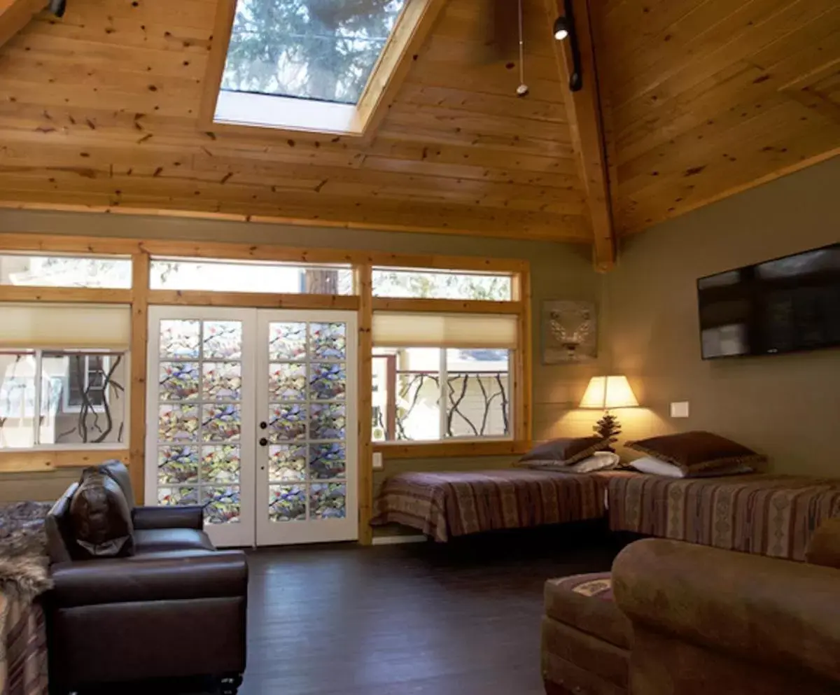 Seating Area in Silver Pines Lodge