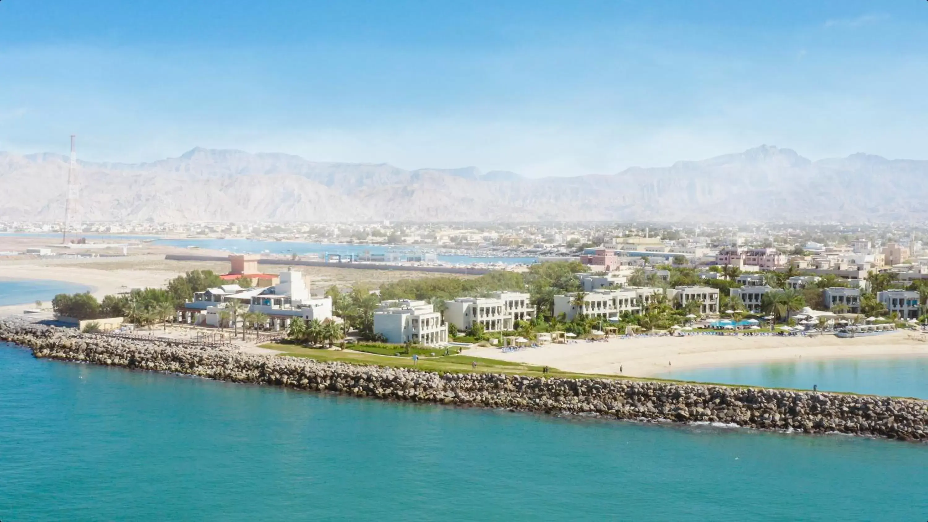 Property building in Hilton Ras Al Khaimah Beach Resort