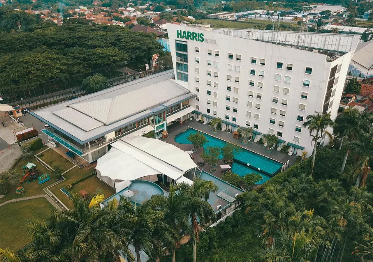 Facade/entrance, Bird's-eye View in Harris Hotel Sentul City Bogor