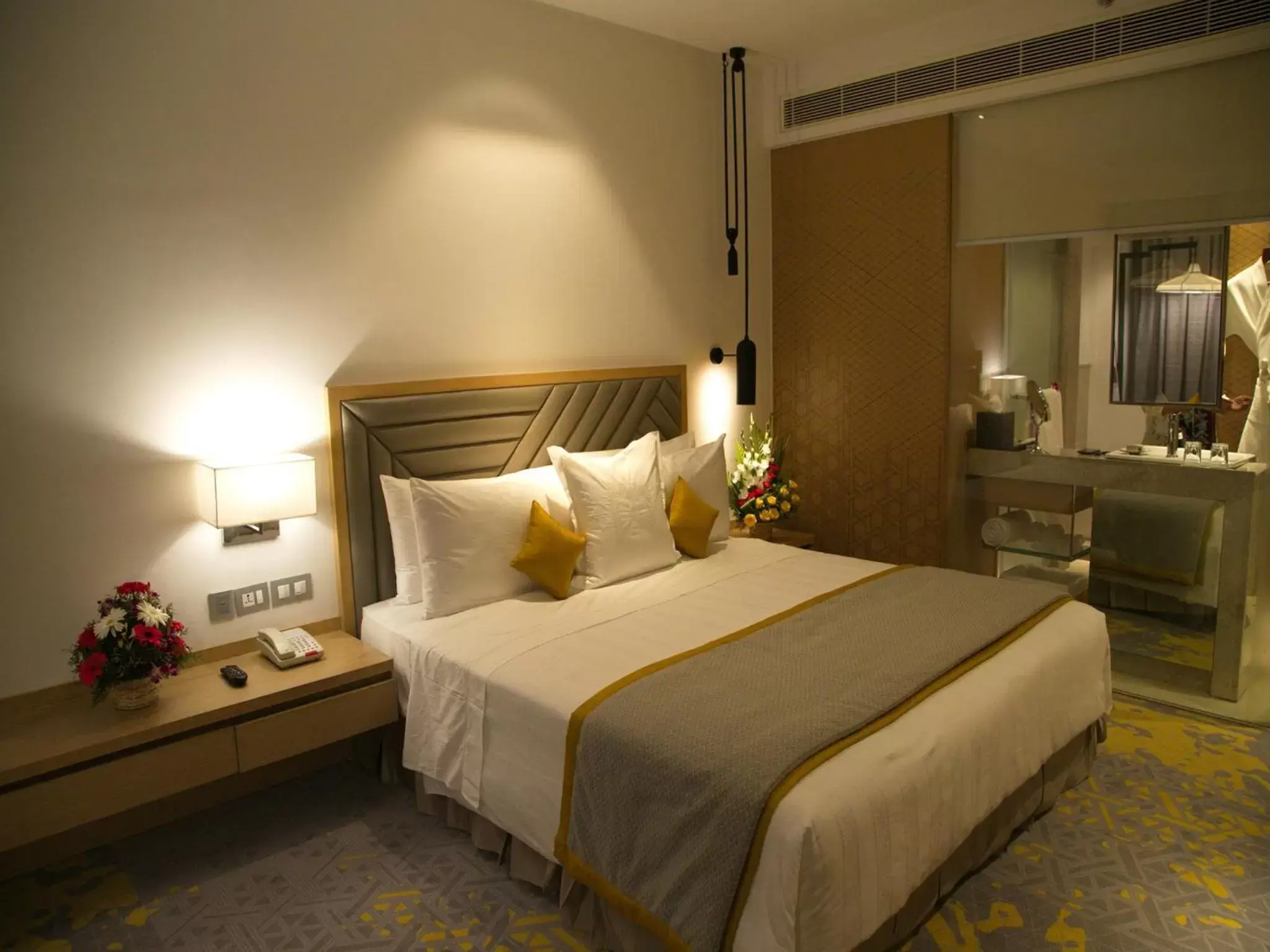 Bedroom, Bed in Welcomhotel by ITC Hotels, RaceCourse, Coimbatore