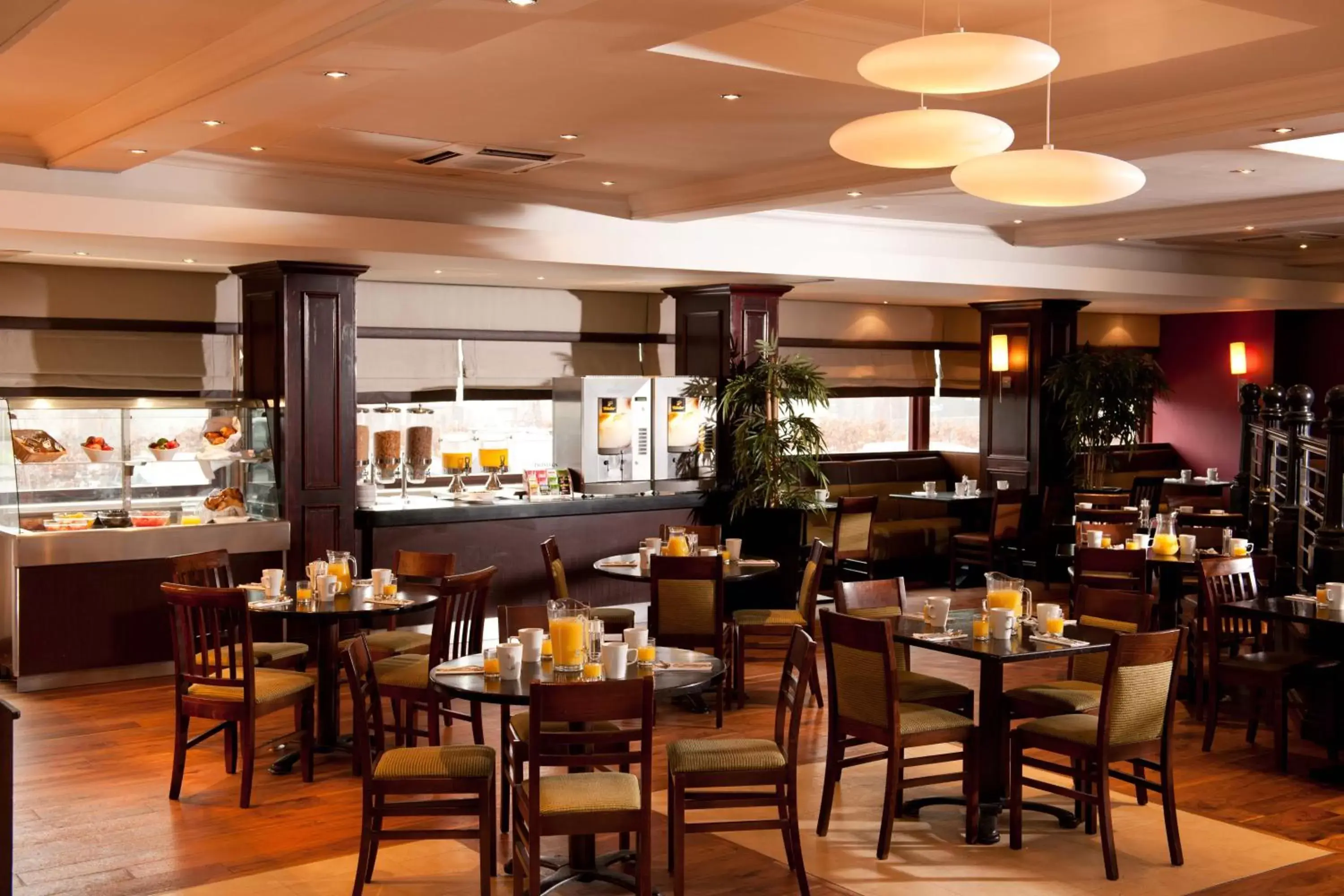 Restaurant/places to eat in Leonardo Inn Glasgow West End Restaurant/places to eat in Leonardo Inn Glasgow West End