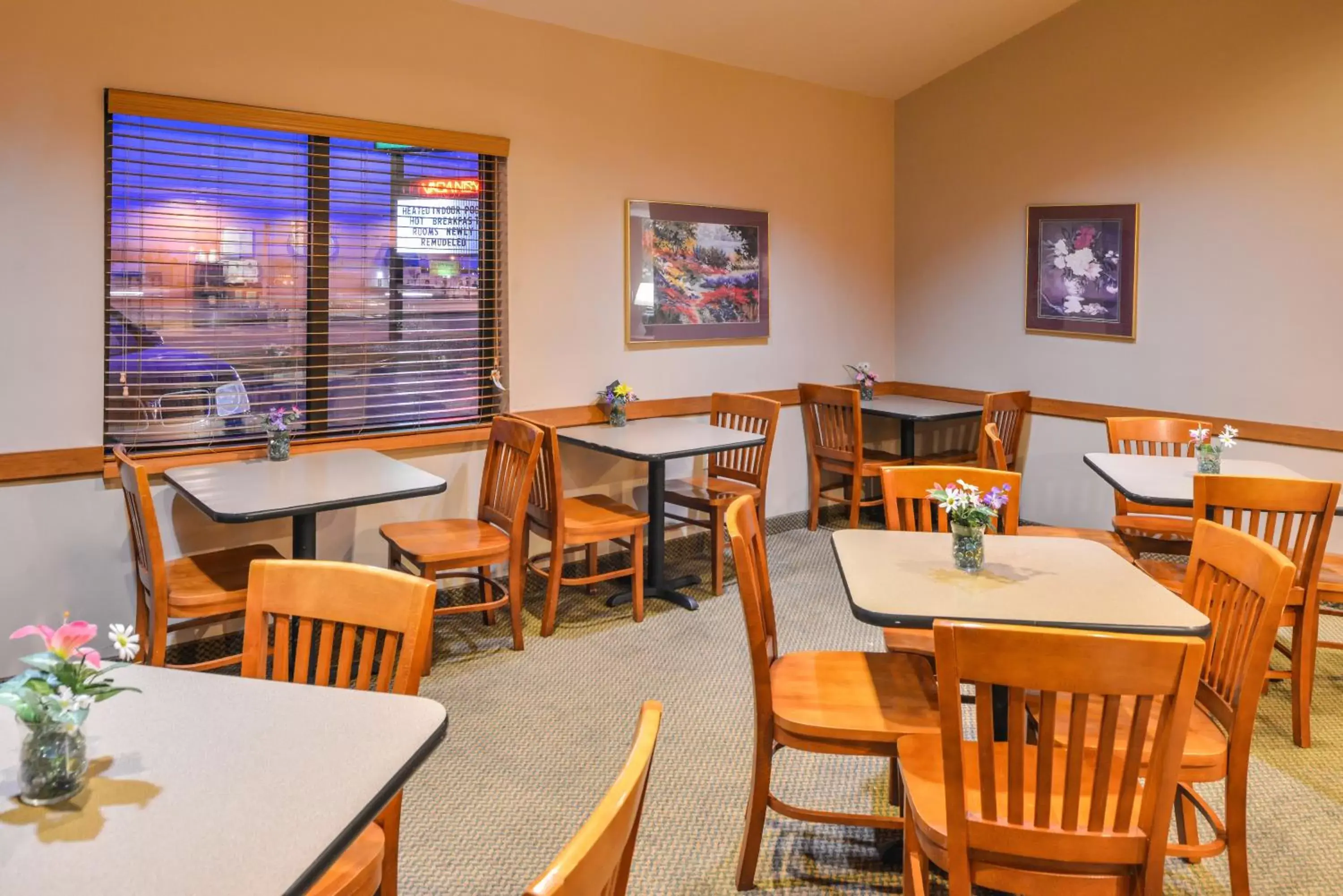 Other, Restaurant/Places to Eat in Baymont by Wyndham Sioux Falls North I-29 and Russell Street