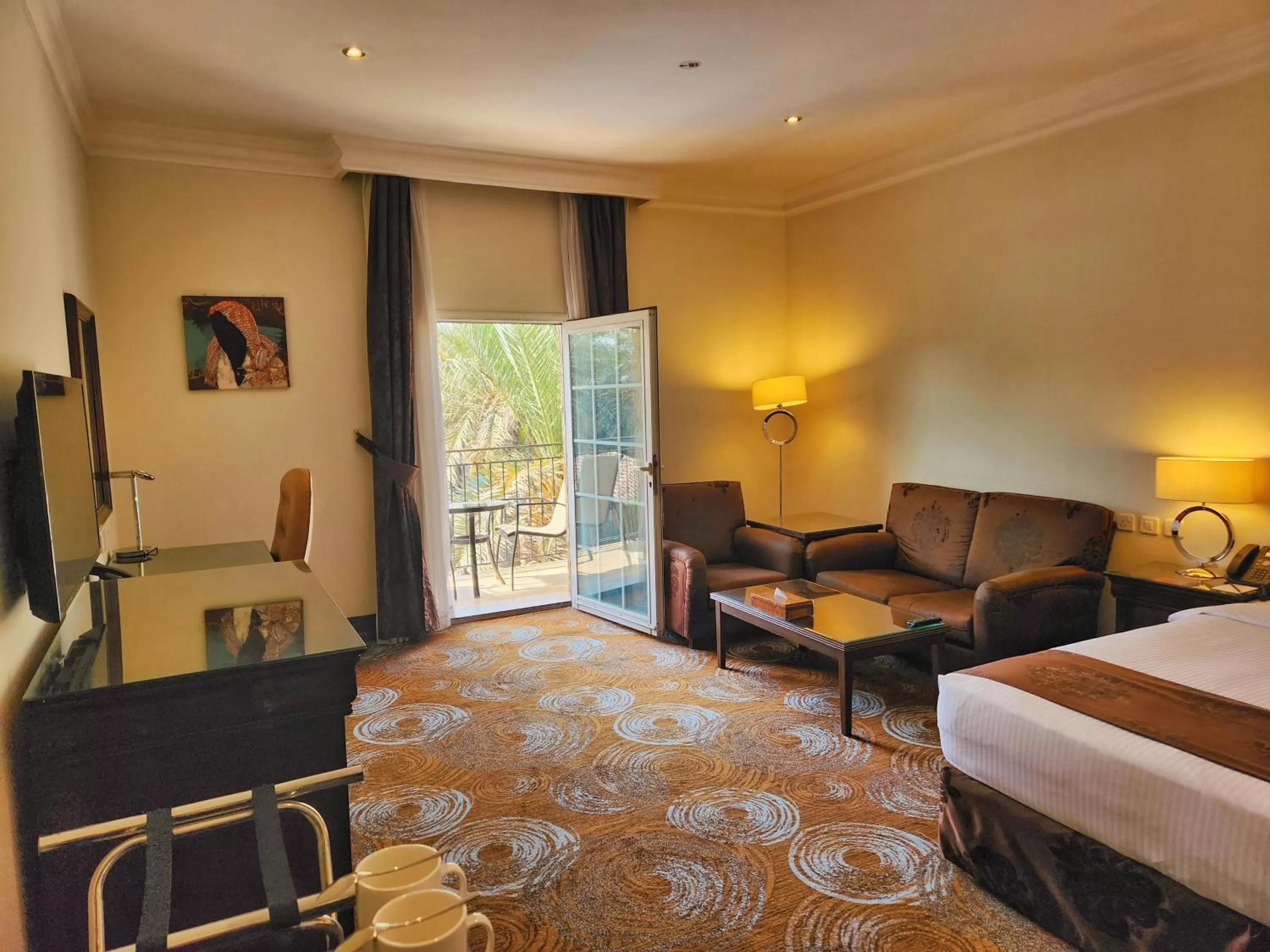 Property building, Bed in Mövenpick Hotel Kuwait