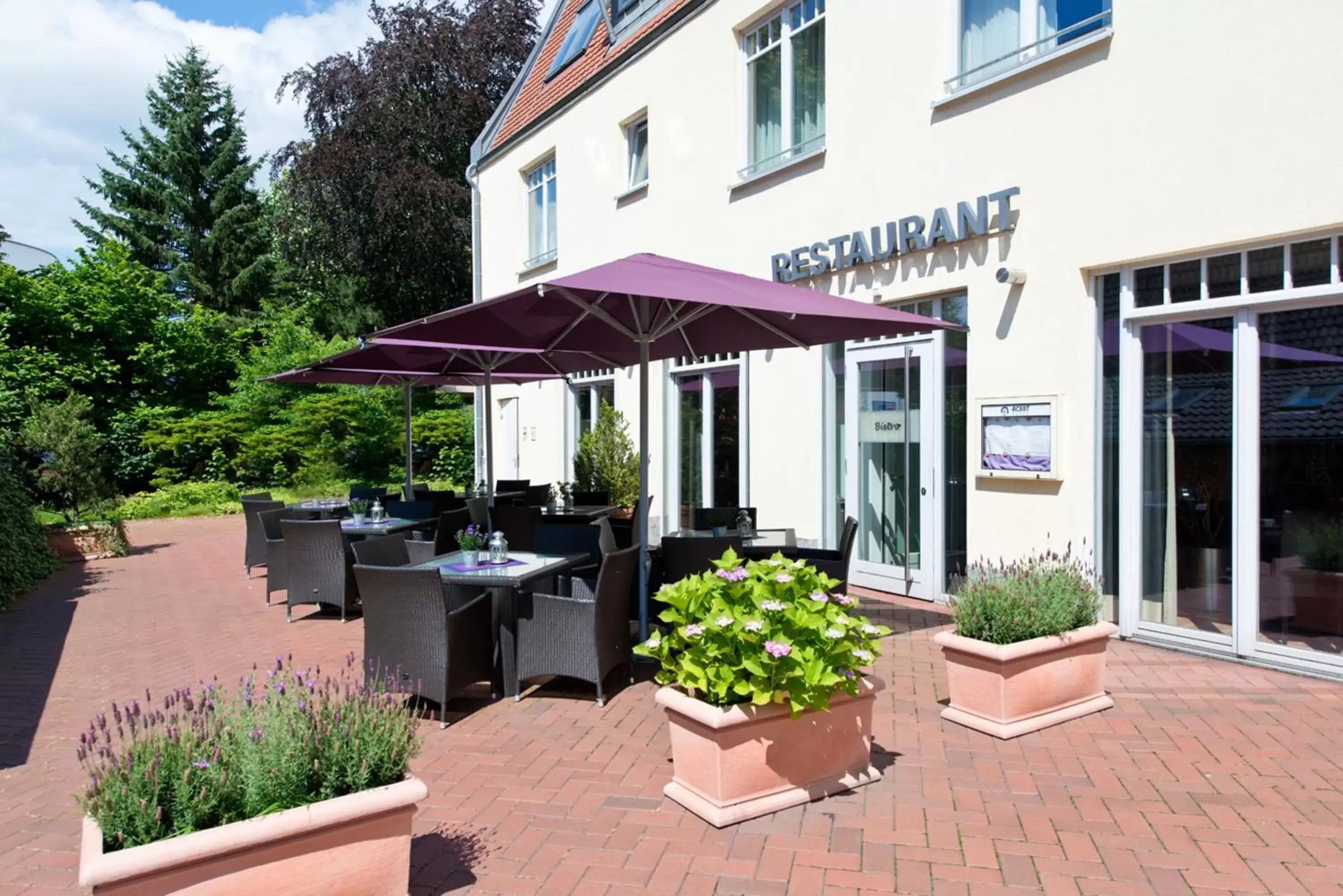 Balcony/Terrace, Property Building in ACHAT Hotel Buchholz Hamburg