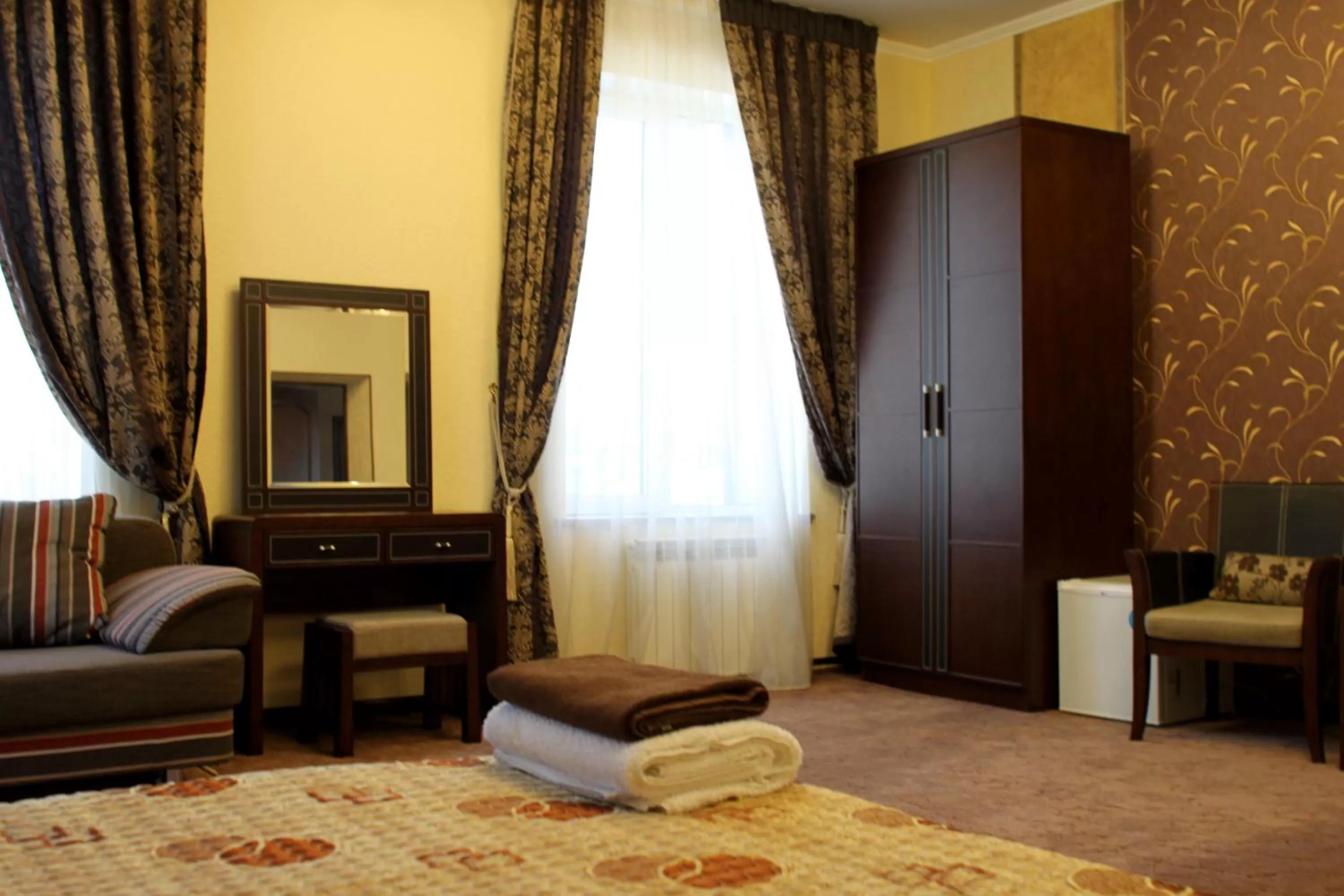 Photo of the whole room, Bed in Totem Hotel