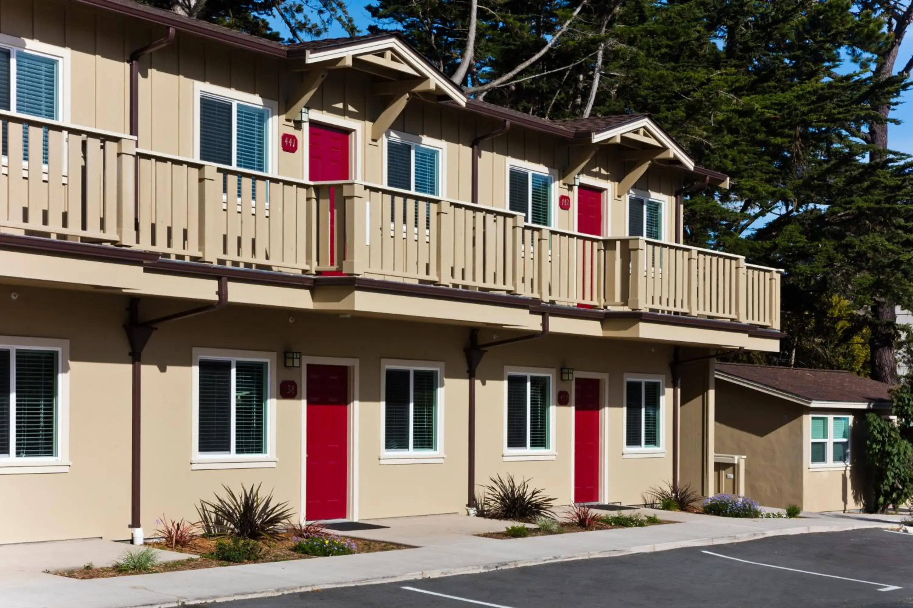 Facade/entrance, Property Building in Monterey Peninsula Inn