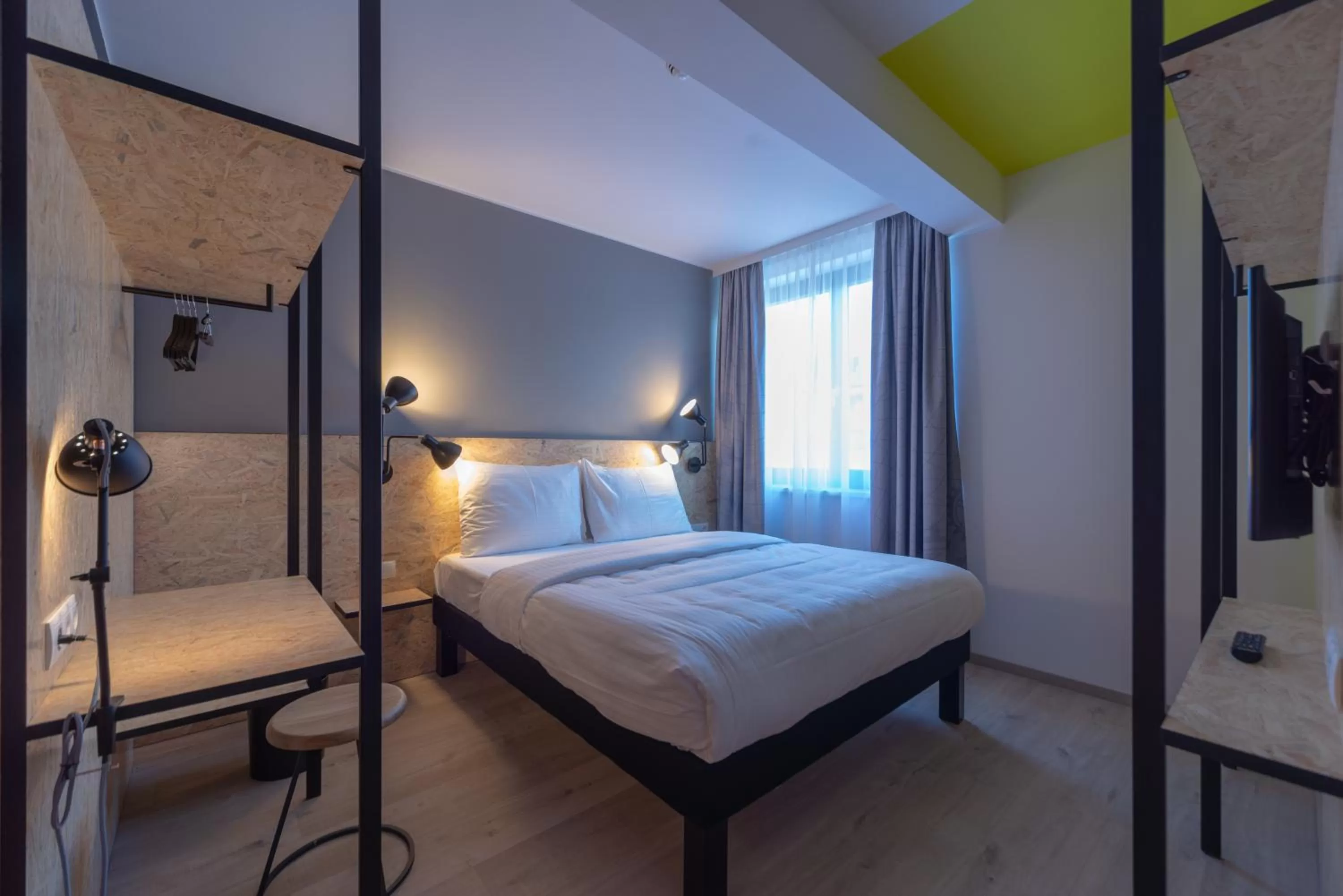 Photo of the whole room, Bed in ibis Styles Wien Messe Prater