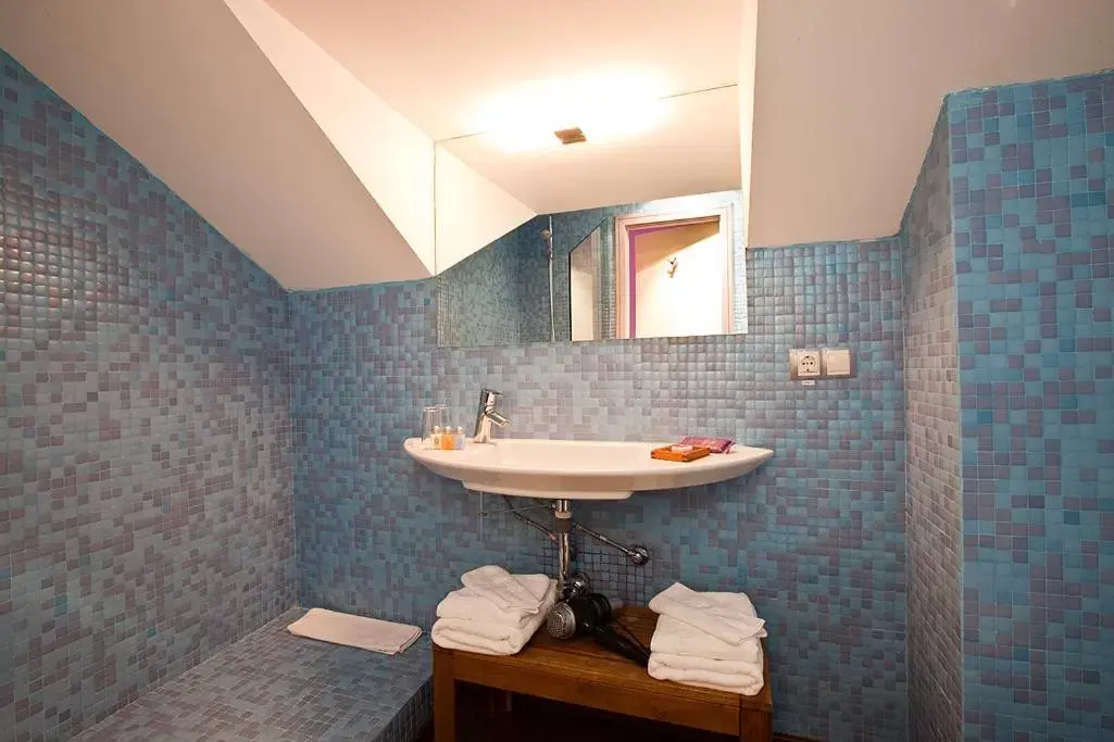Bathroom in Luces del Poniente