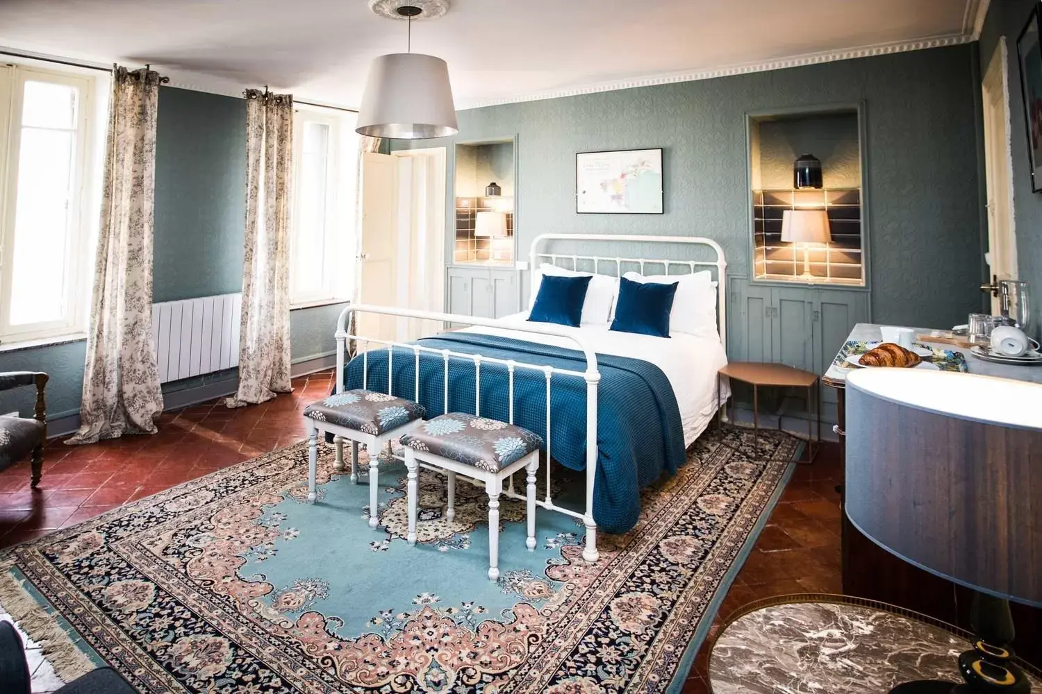 Bedroom in Carcassonne Townhouse