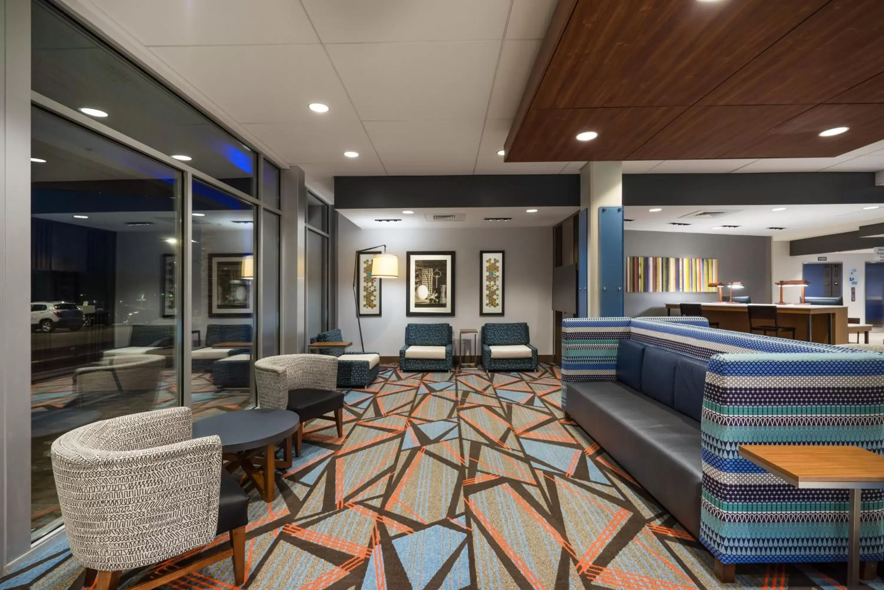 Lobby or reception in Holiday Inn Express & Suites Greenville SE - Simpsonville, an IHG Hotel