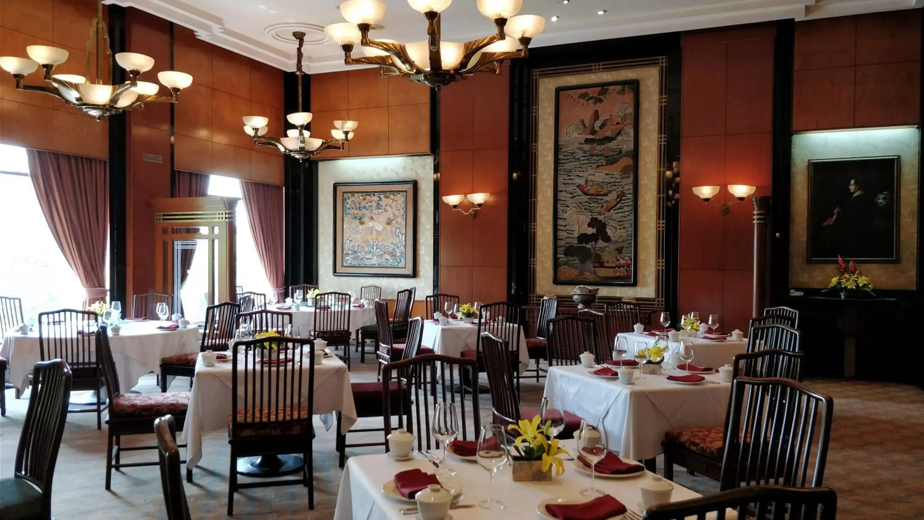 Restaurant/places to eat in Eros Hotel New Delhi, Nehru Place Restaurant/places to eat in Eros Hotel New Delhi, Nehru Place