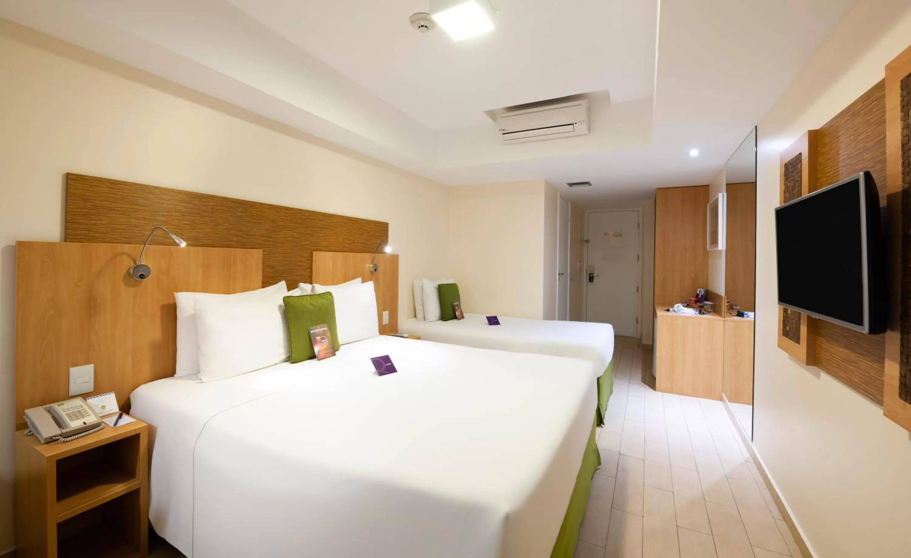 Bed in Mercure Maceio Pajuçara