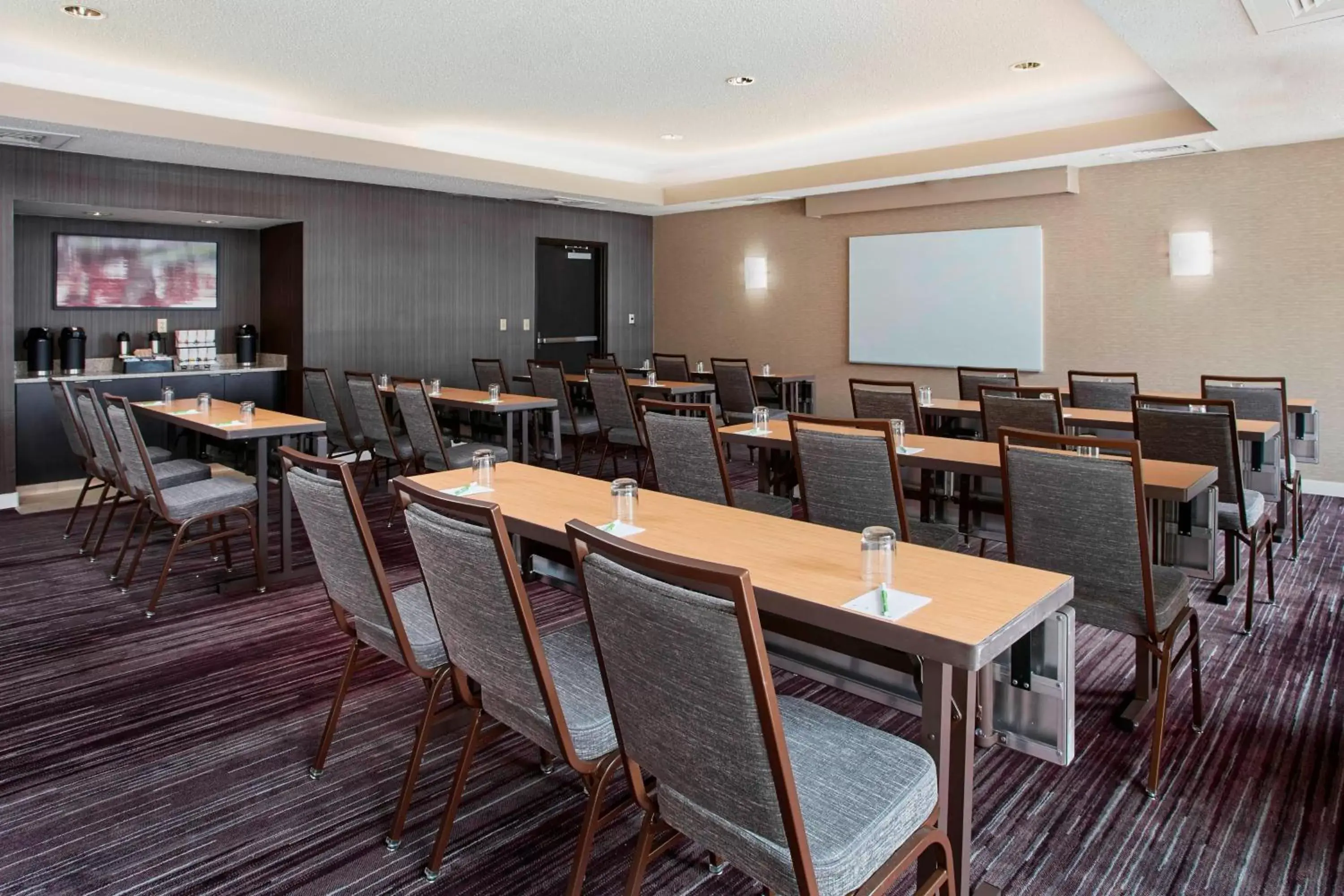 Meeting/conference room in Courtyard by Marriott Detroit Pontiac/Auburn Hills
