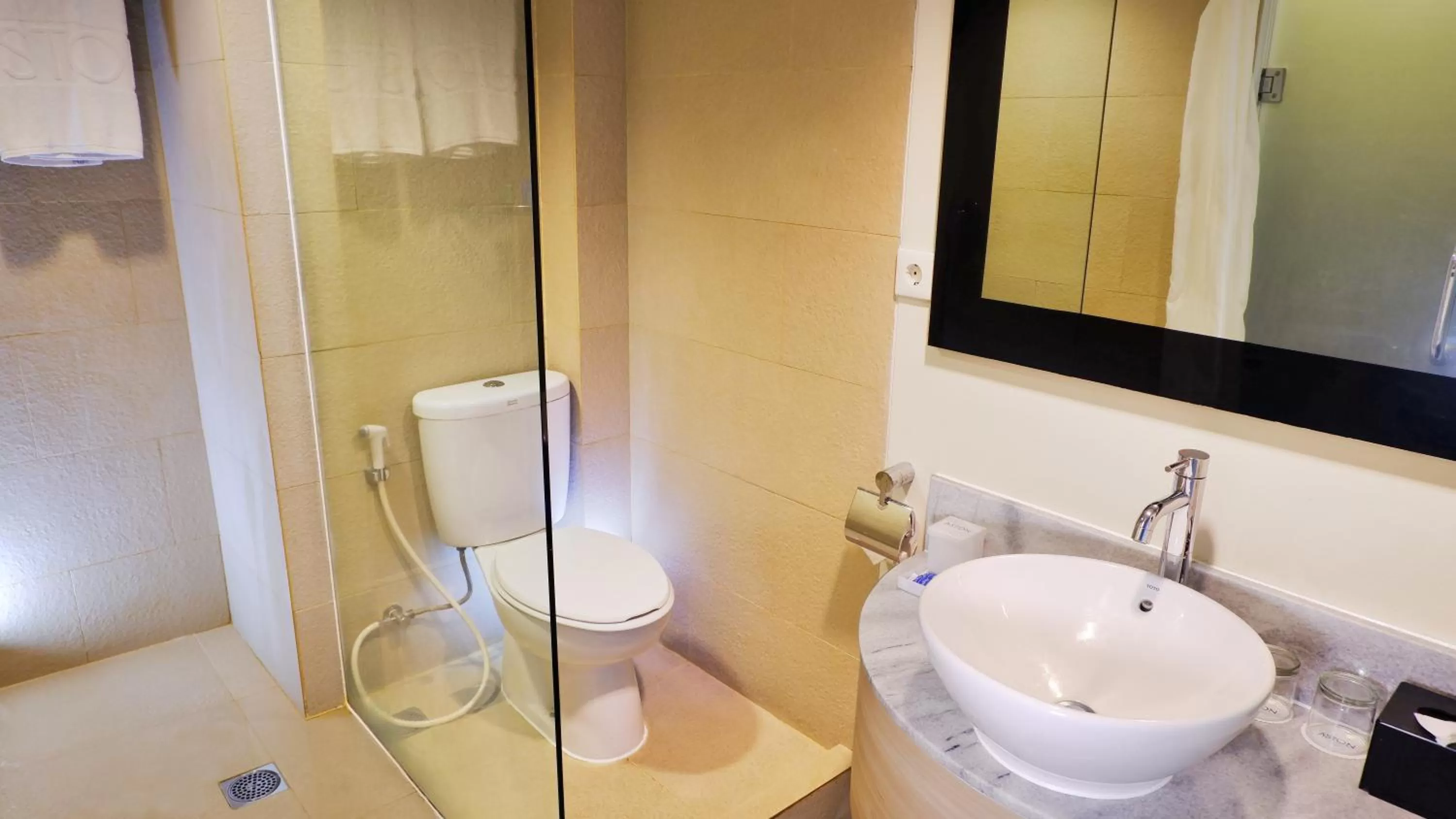 Toilet in ASTON Pluit Hotel & Residence