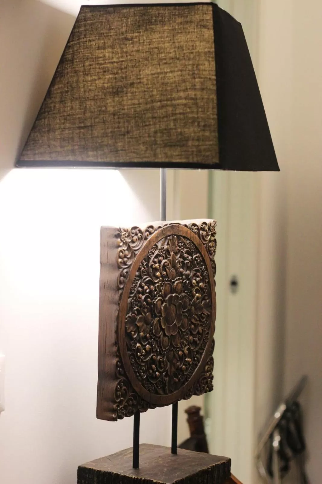 Decorative detail in L'Etoile