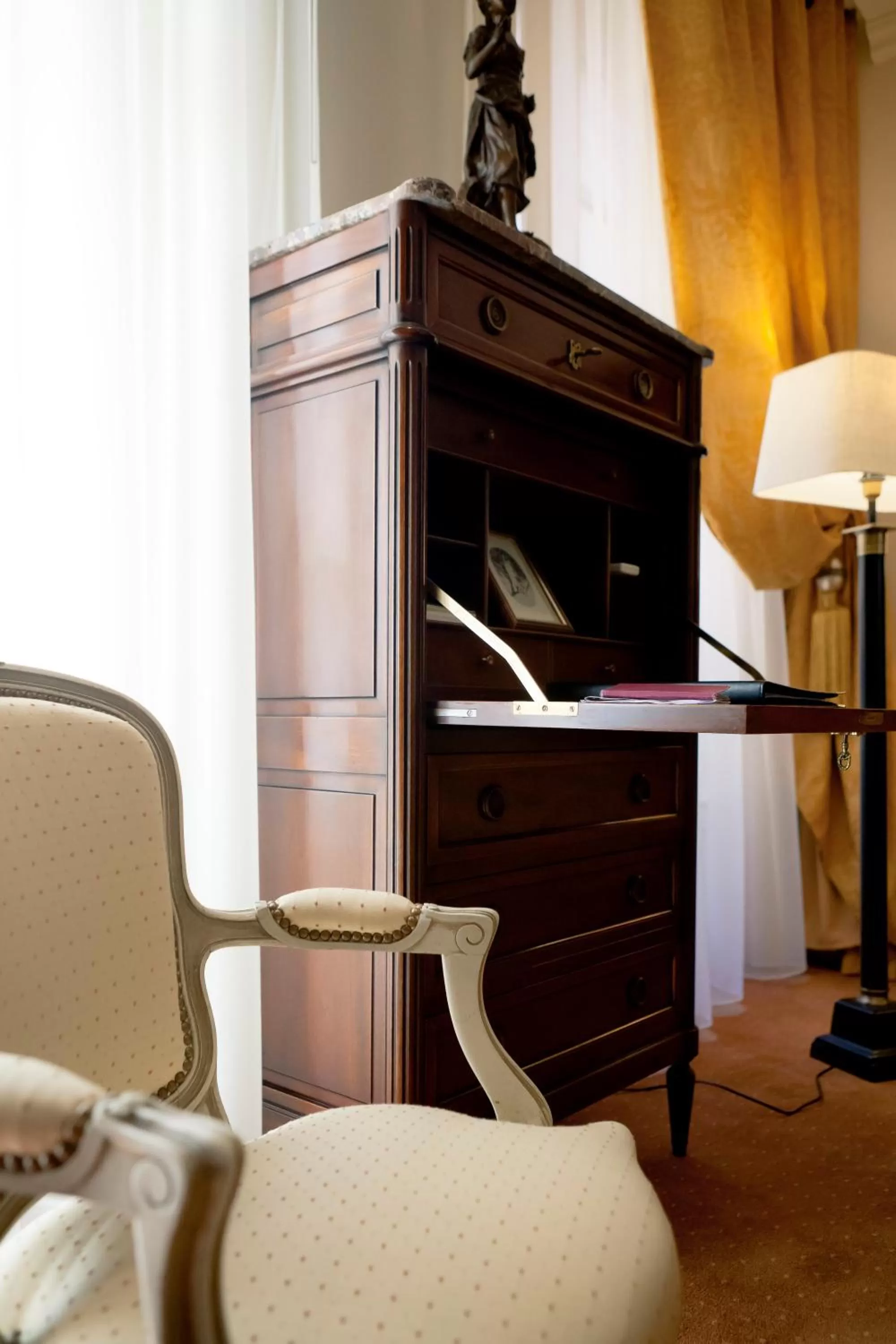 Decorative detail in Grand Hotel des Terreaux