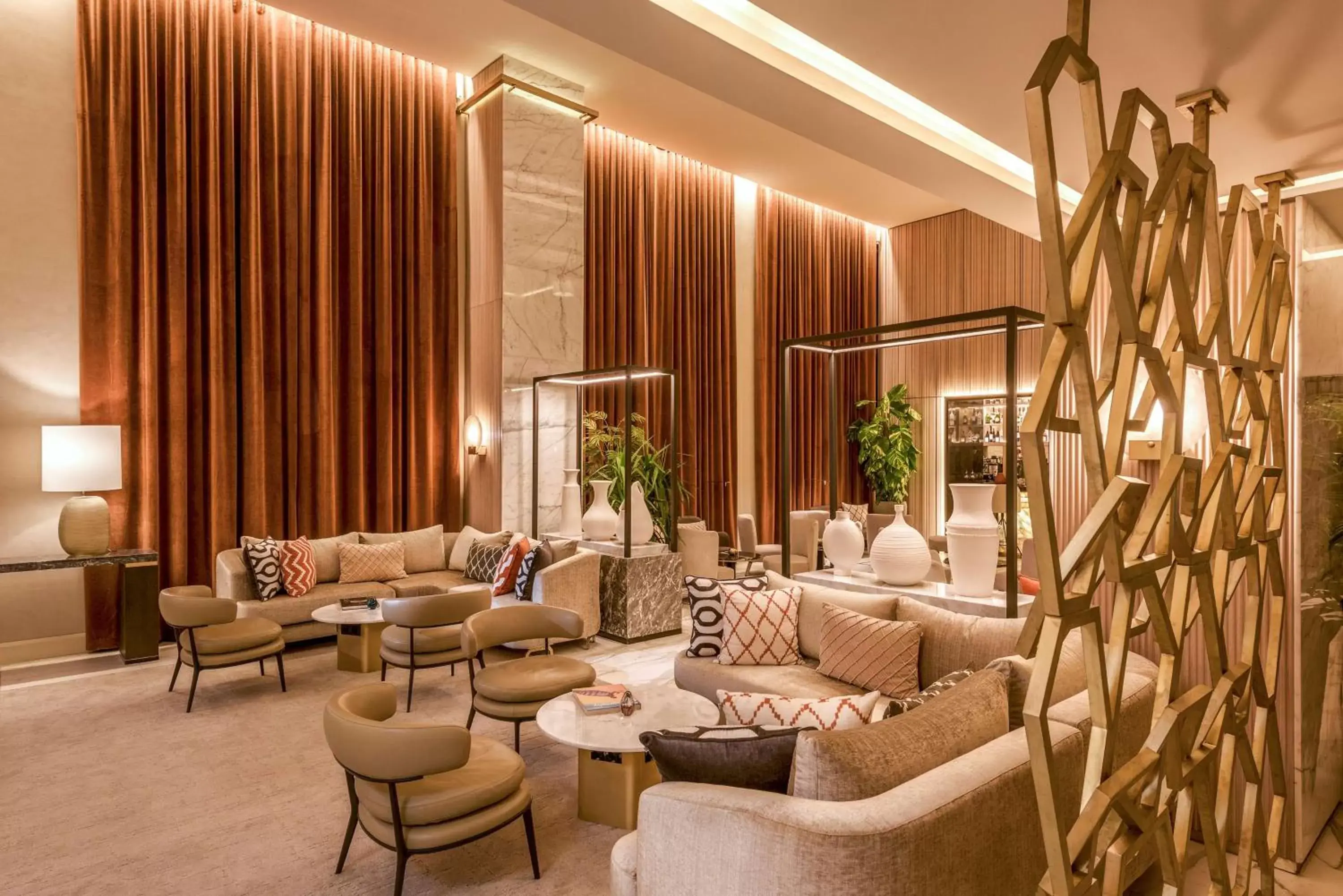 Restaurant/places to eat, Lounge/Bar in Radisson Blu Hotel Casablanca City Center