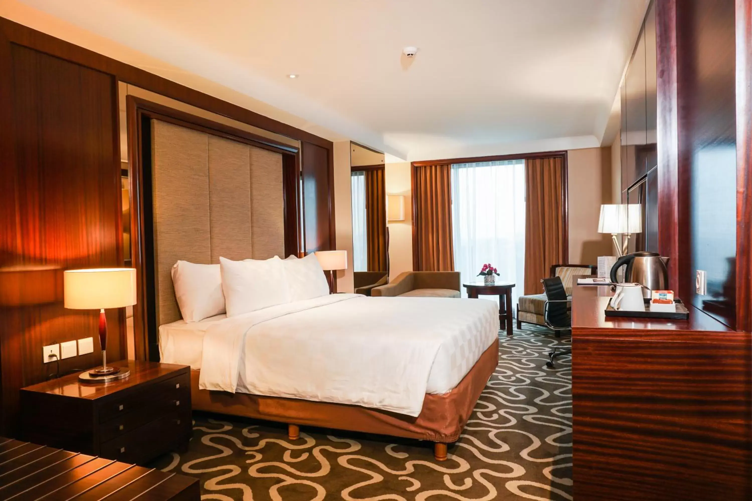 Bed in Swiss-Belhotel Serpong