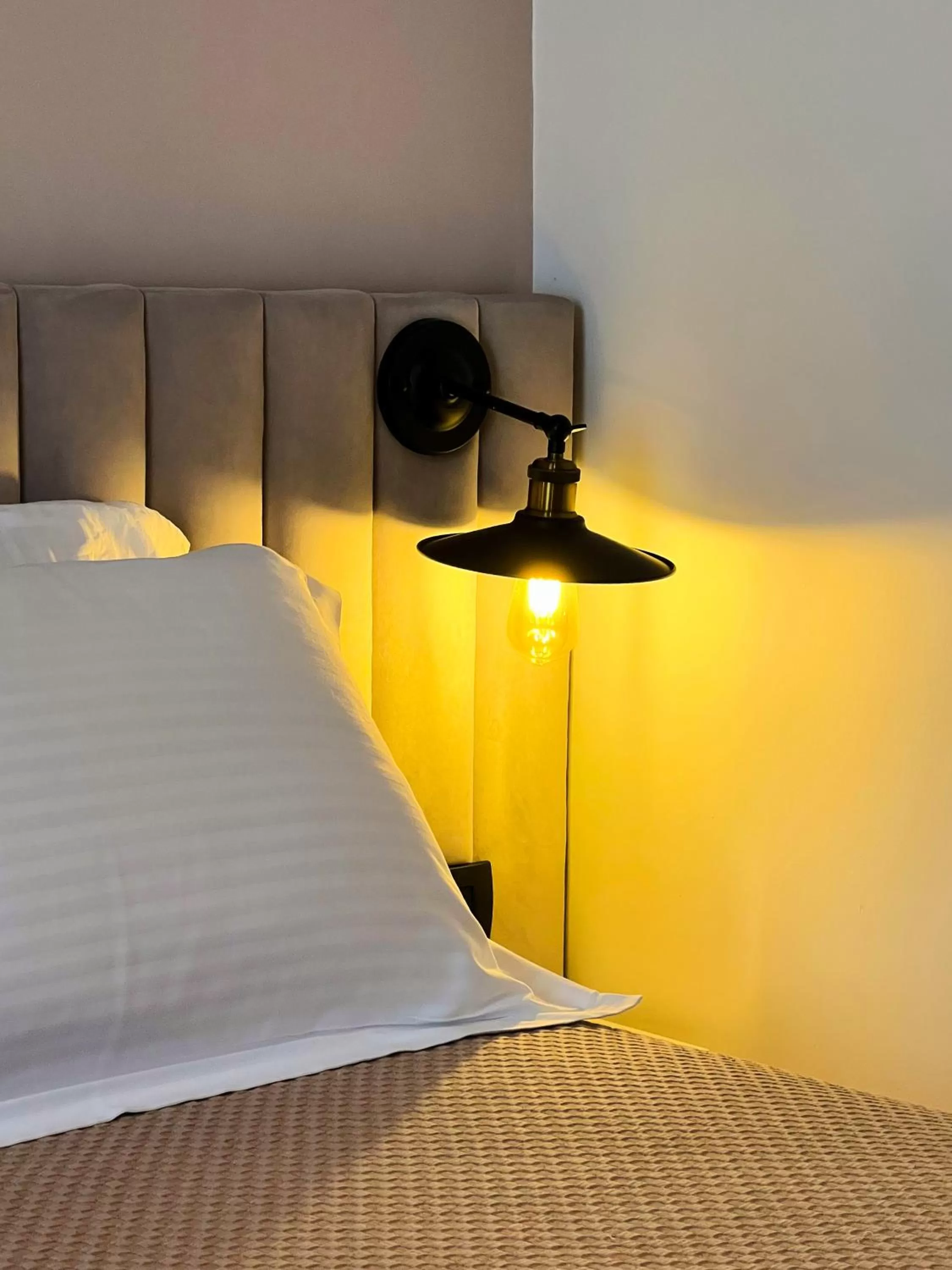 Night, Bed in Oda Hotel Tirana