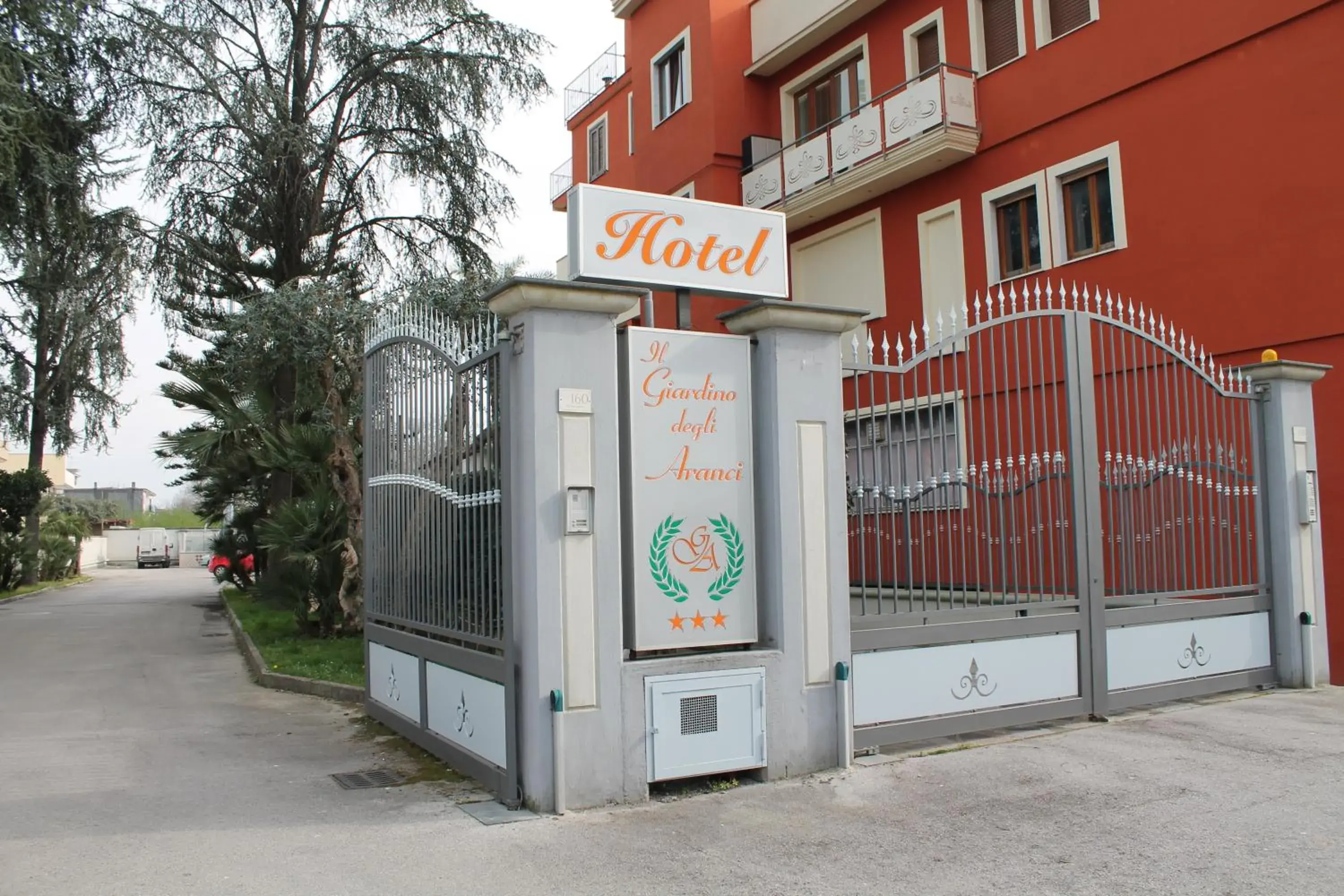 Facade/entrance in Il Giardino degli Aranci