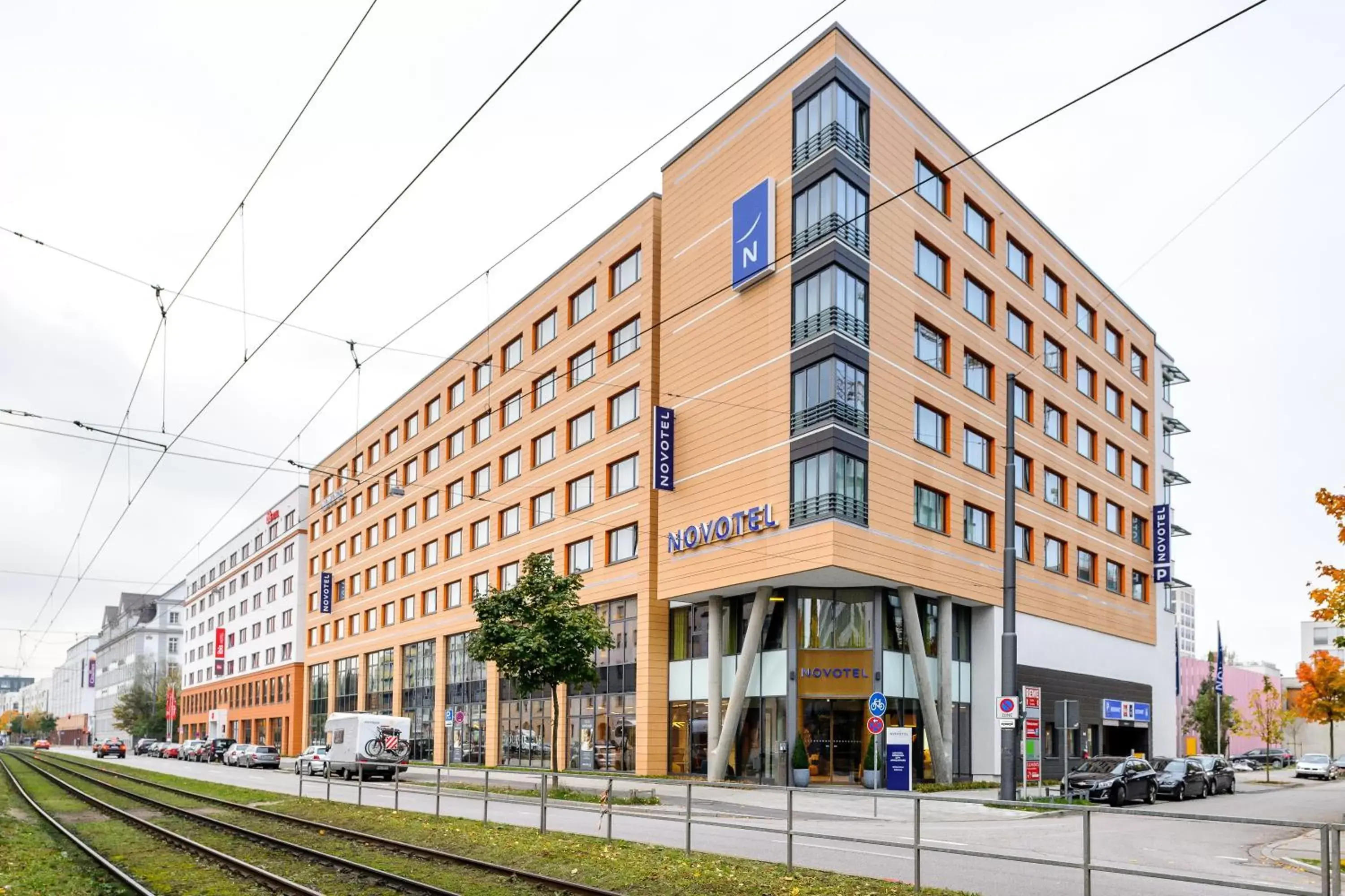 Facade/entrance, Property Building in Novotel München City Arnulfpark