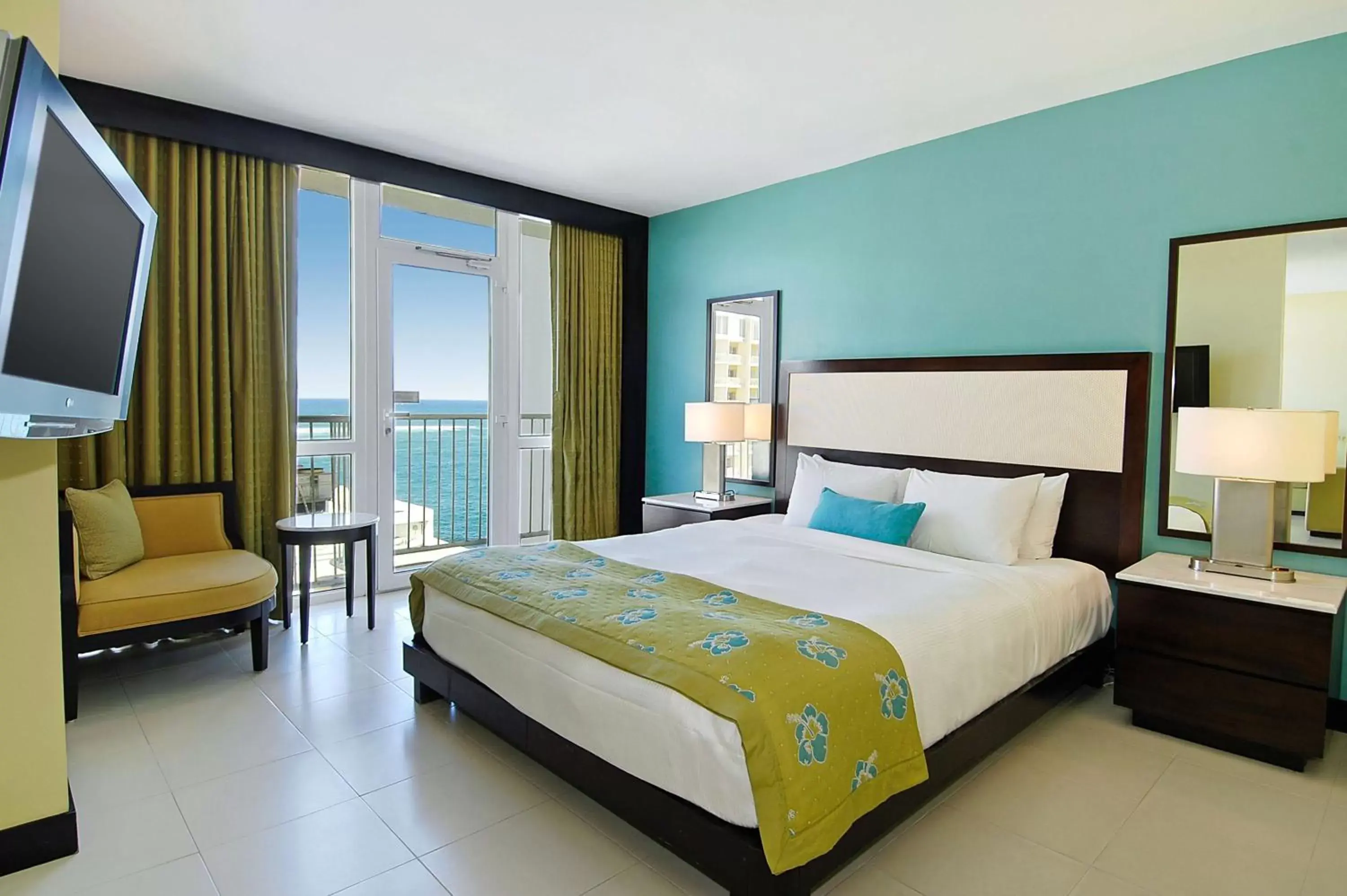 Bedroom in The Condado Plaza Hilton