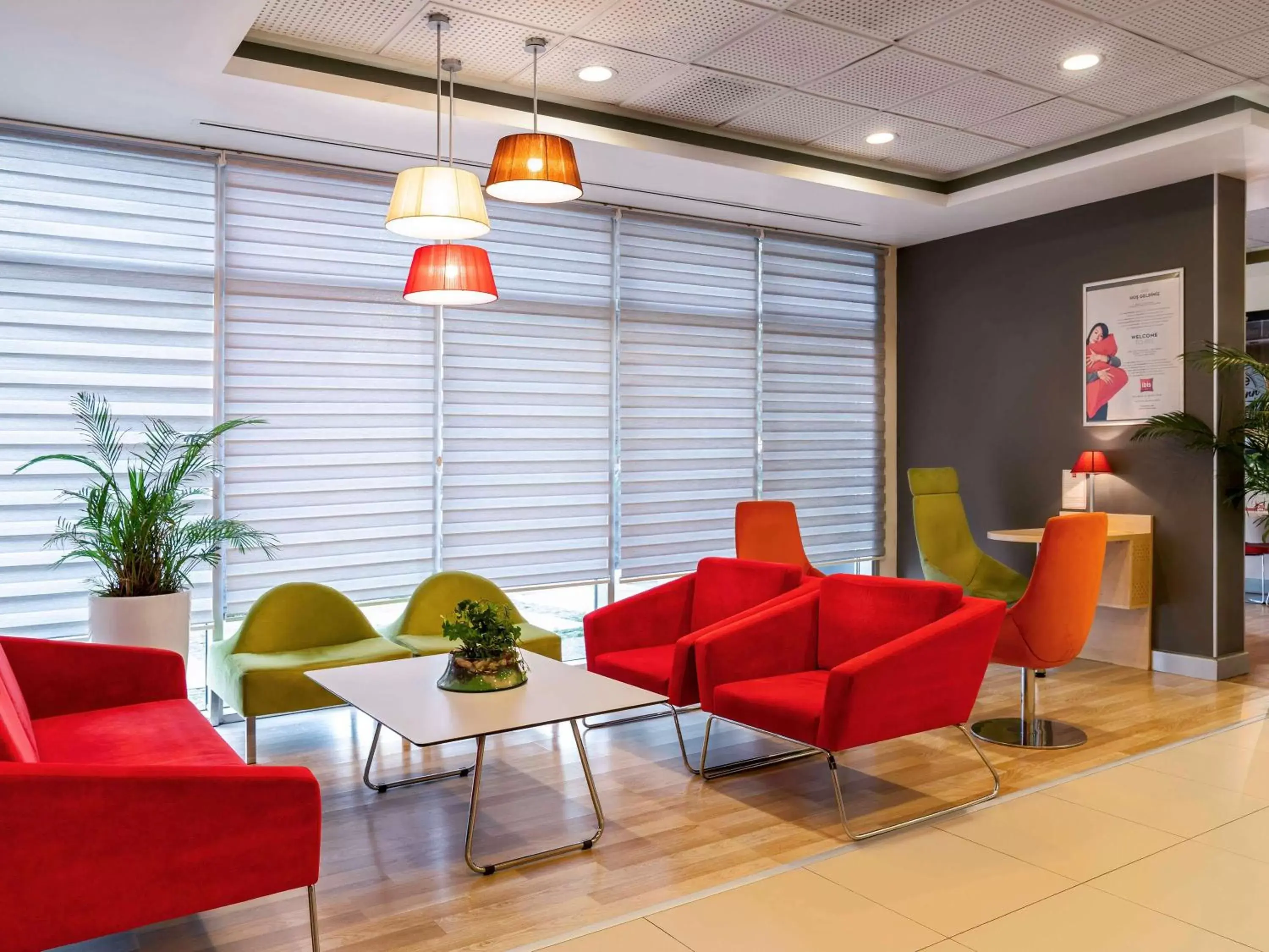 Property building, Lobby/Reception in Ibis Izmir Alsancak