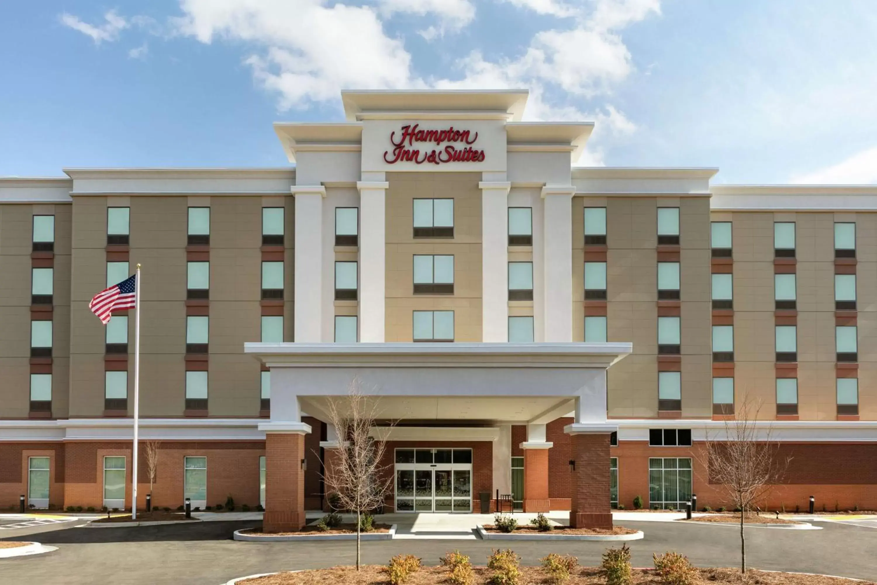 Property building in Hampton Inn And Suites By Hilton Johns Creek Property building in Hampton Inn And Suites By Hilton Johns Creek