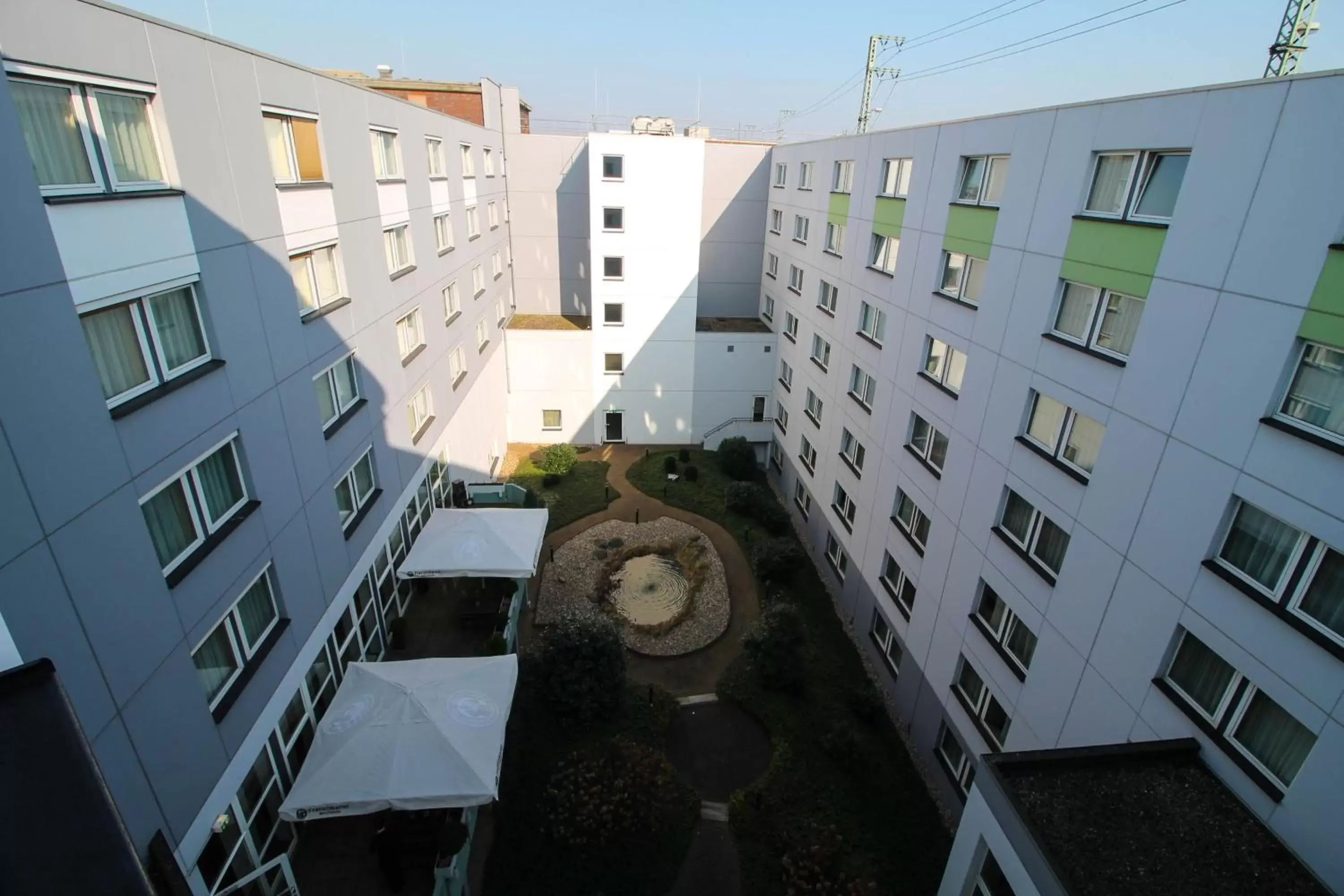 Property building in ibis Hotel Düsseldorf Hauptbahnhof