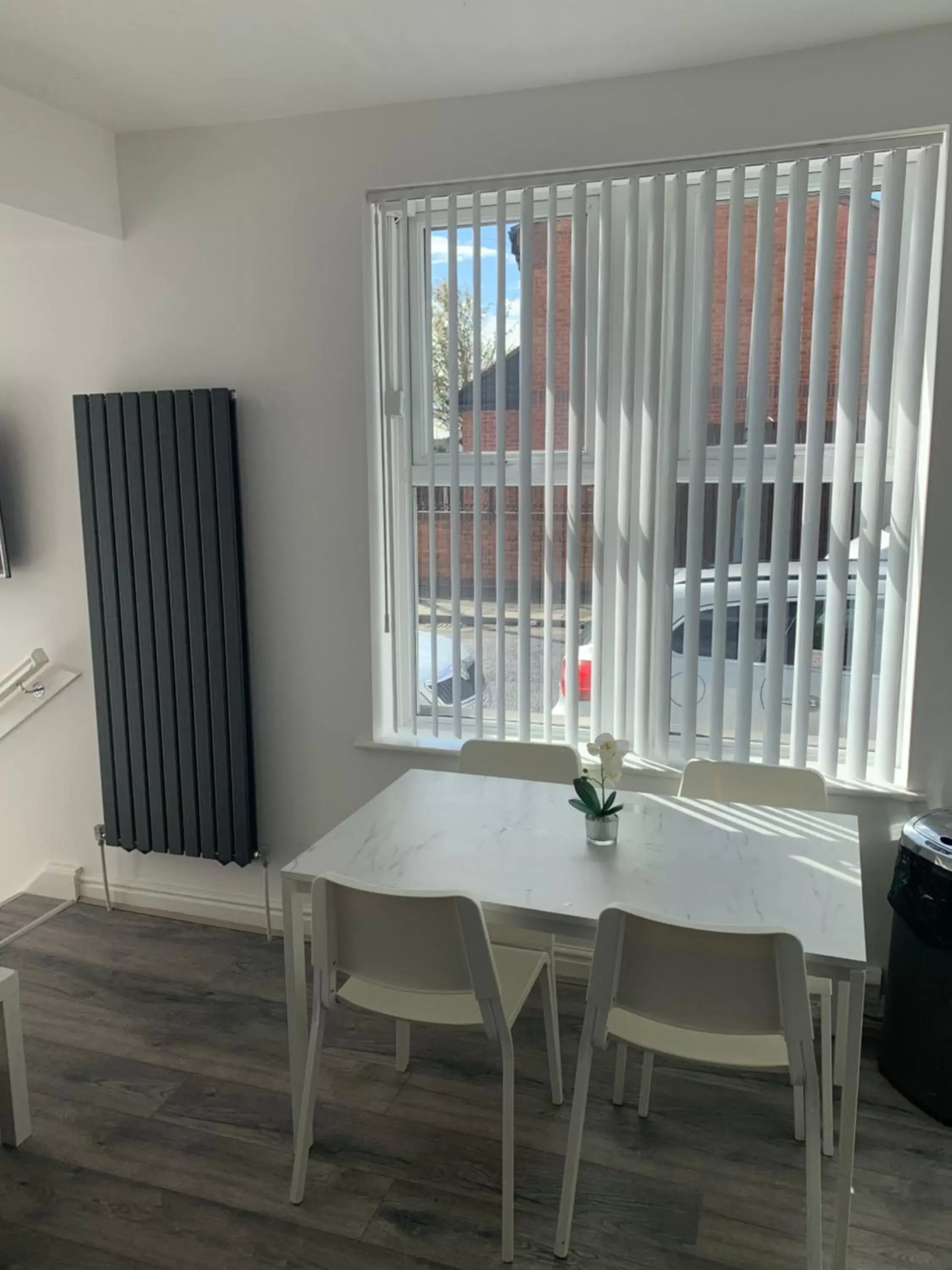 Dining Area in Smeaton serviced Accommodation