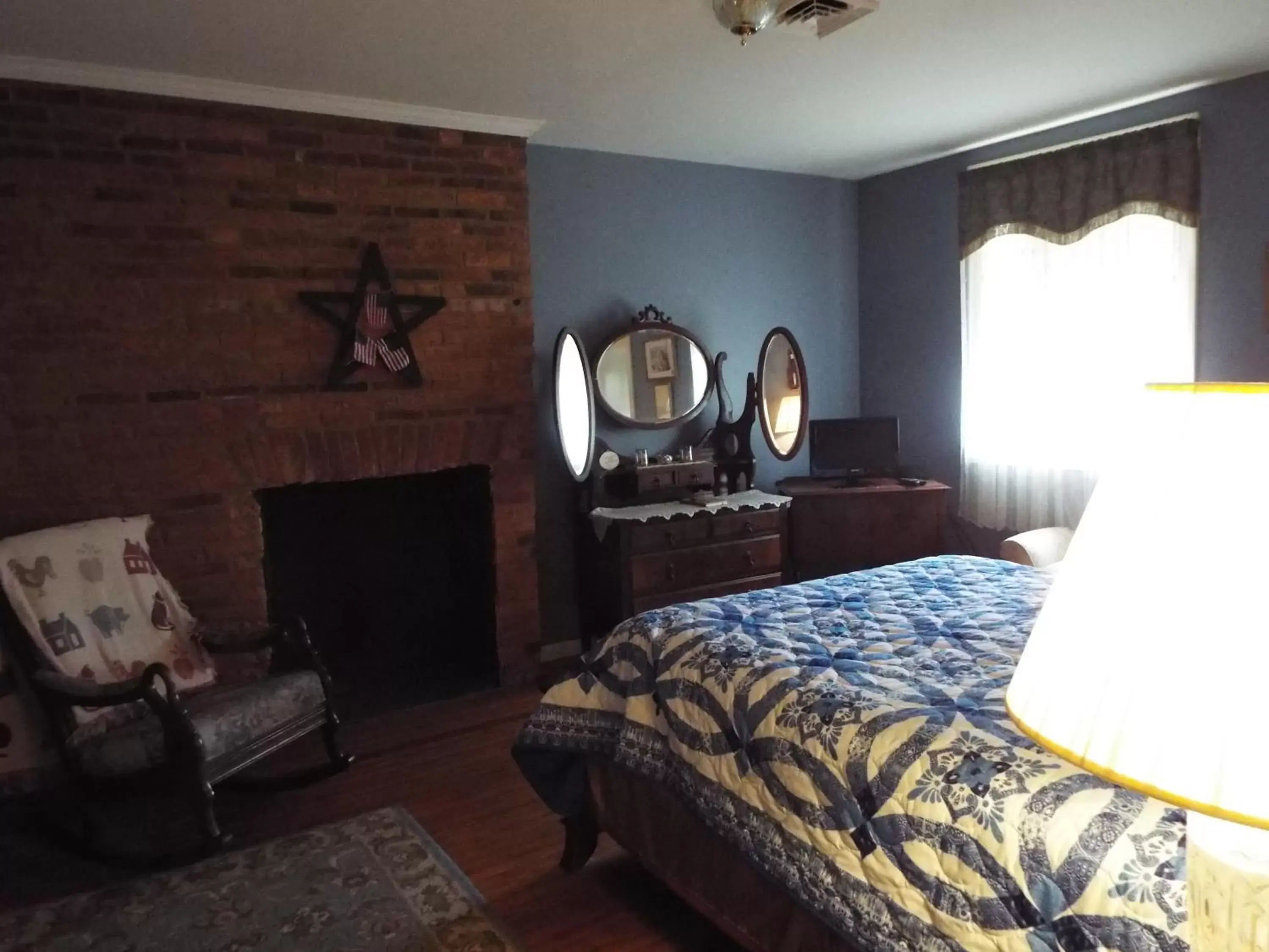 Bedroom, Bed in The Tillie Pierce House Inn