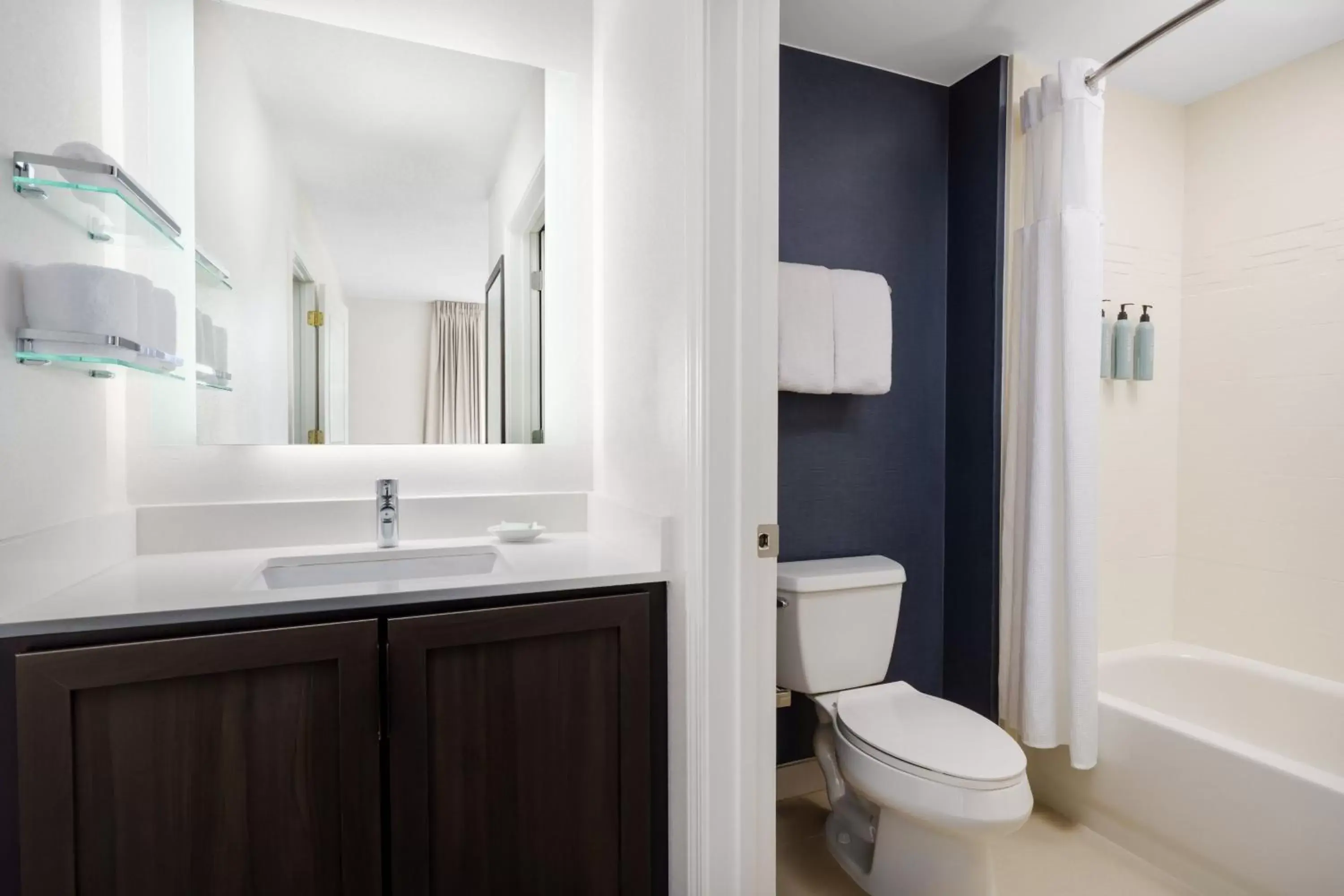 Bathroom in Residence Inn Hartford Rocky Hill